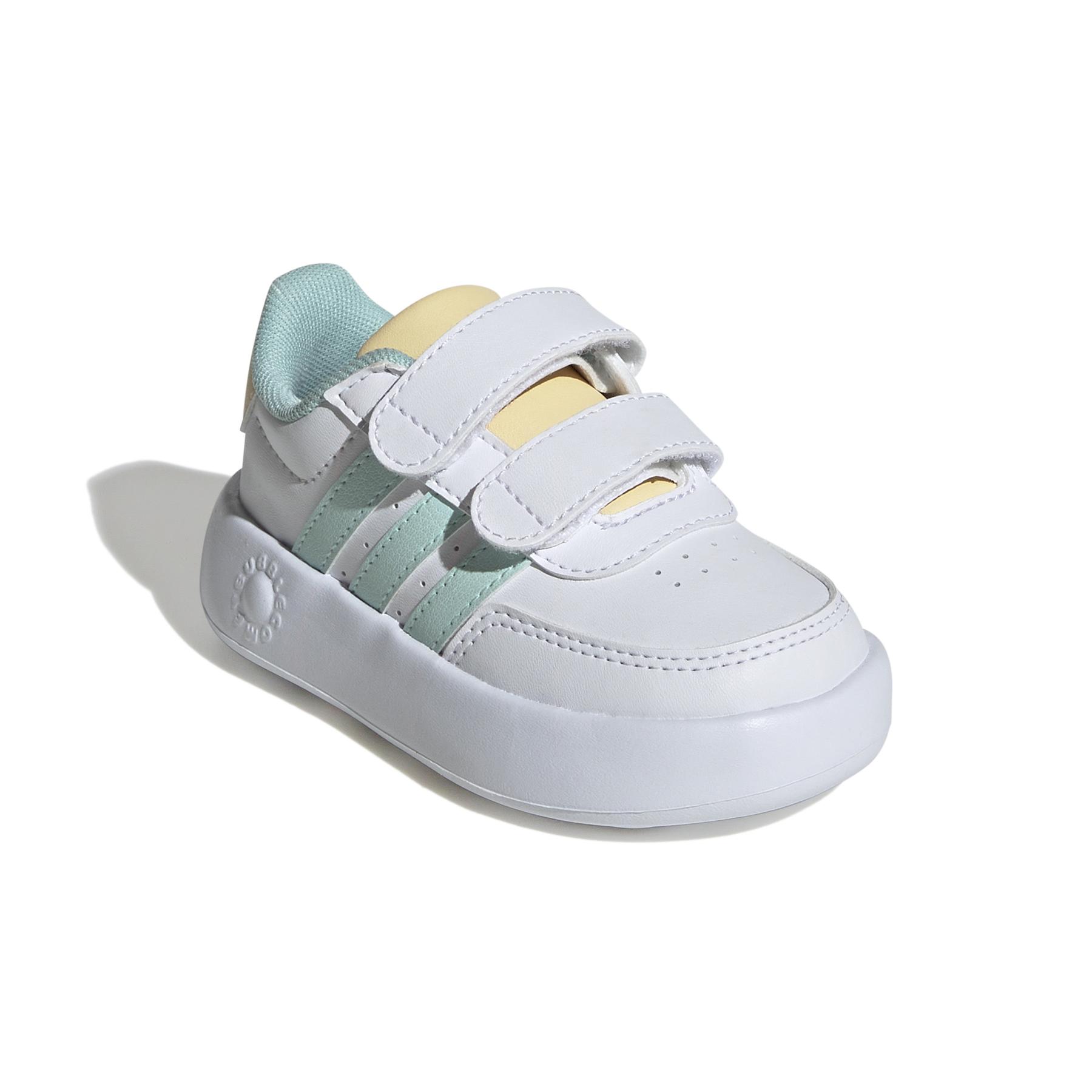 product/a/d/adidas_ih2386_6_footwear_photography_front_lateral_top_view_white.jpg