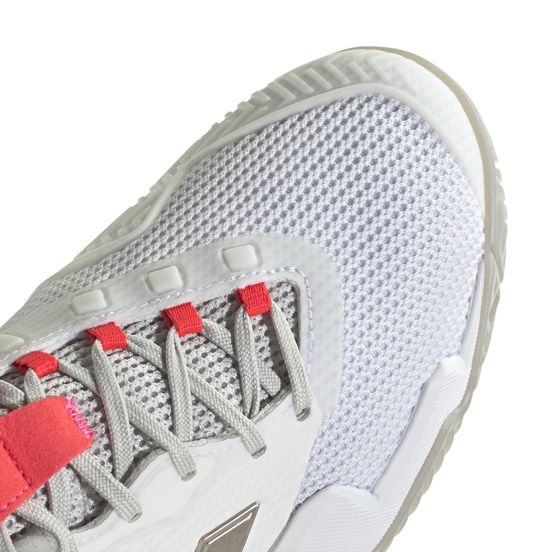 product/a/d/adidas_ih2967_8_footwear_photography_detail_view_1_white.jpg