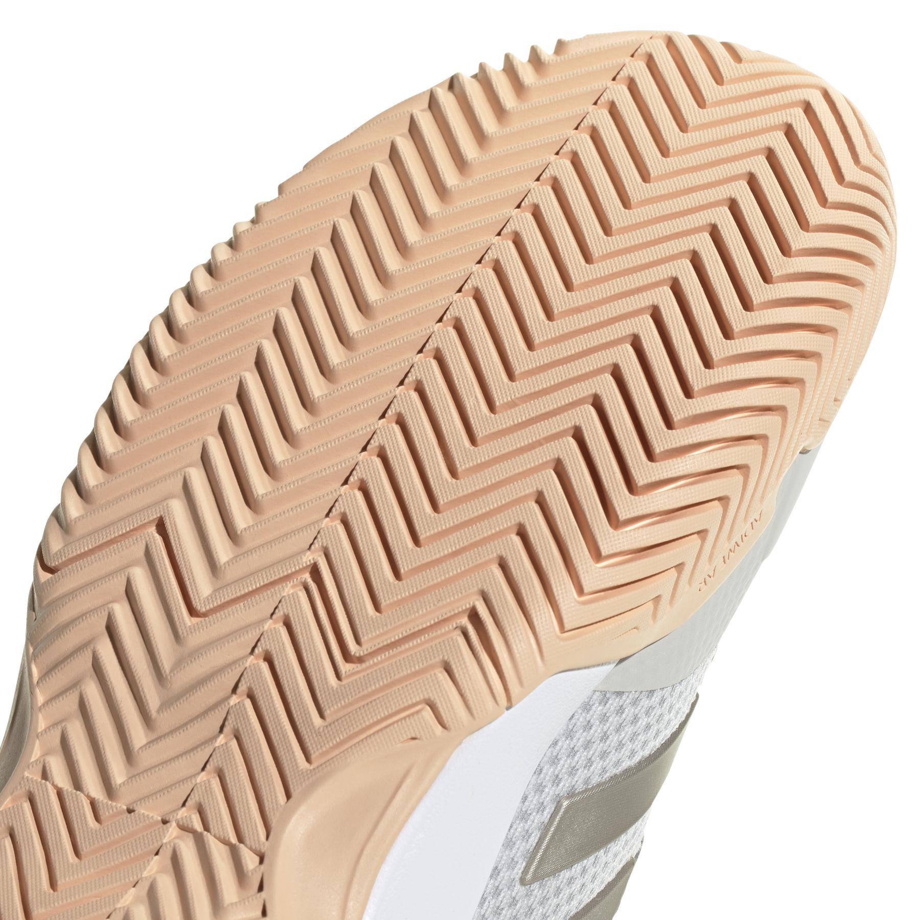 product/a/d/adidas_ih2969_9_footwear_photography_detail_view_2_white.jpg