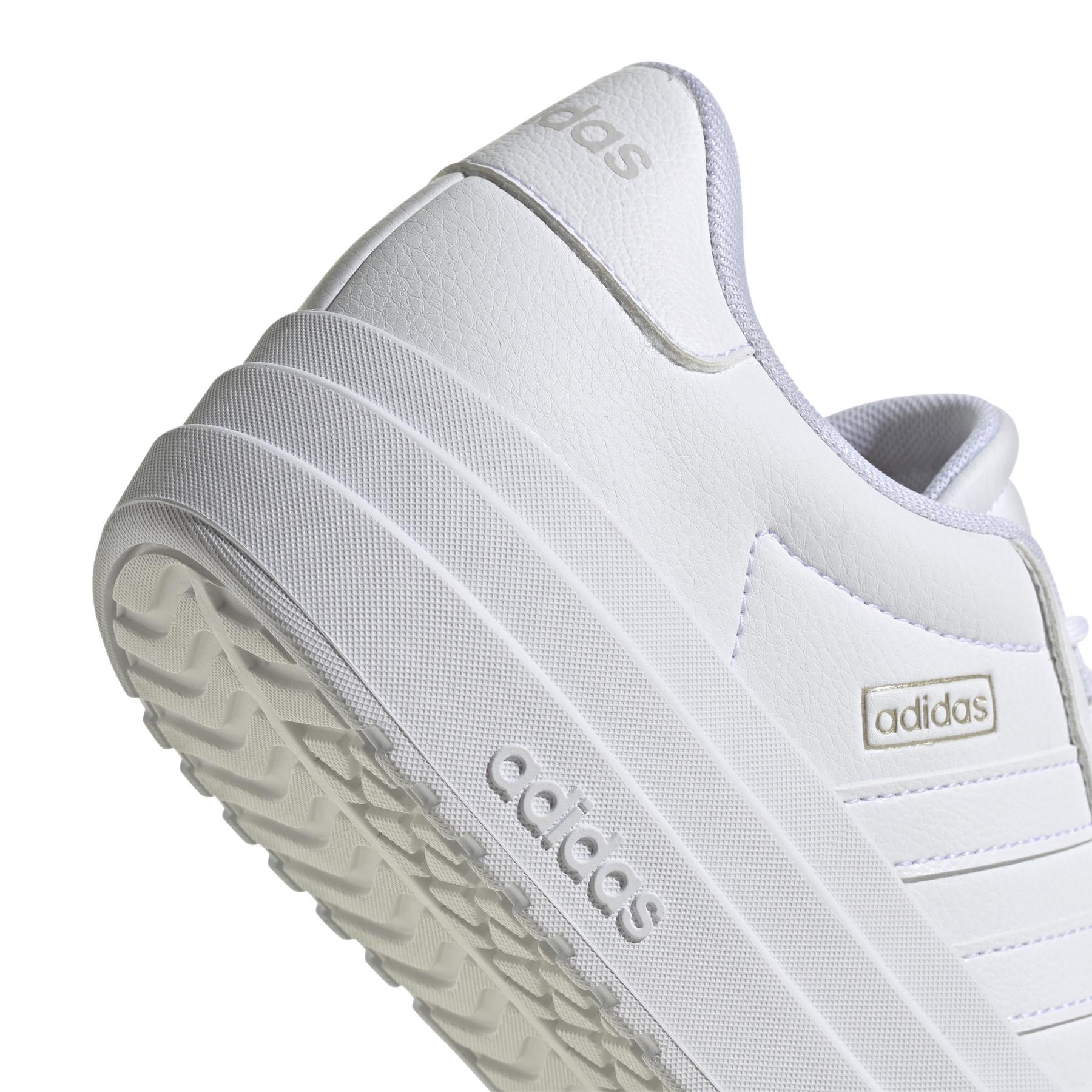 a/d/adidas_ih3082_9_footwear_photography_detail_view_2_whiterep2.jpg