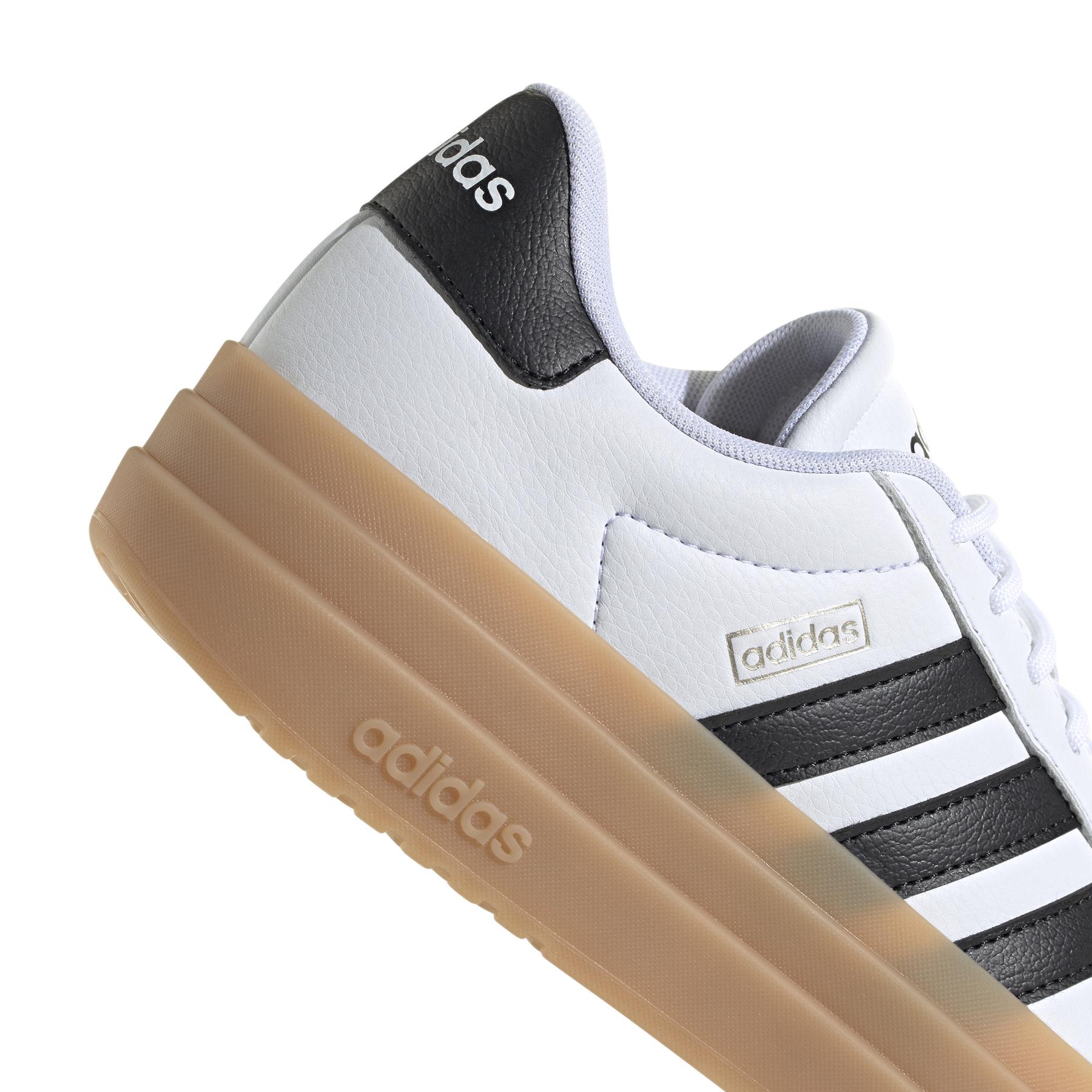a/d/adidas_ih3083_8_footwear_photography_detail_view_1_whiterep2.jpg