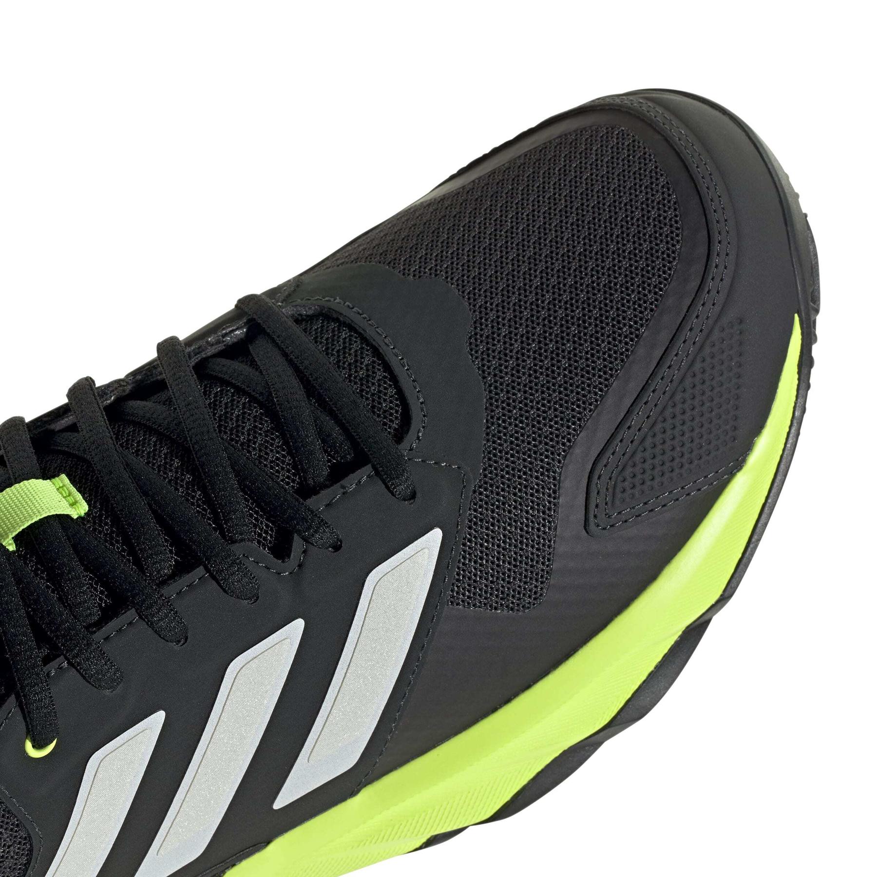 product/a/d/adidas_ih3096_8_footwear_photography_detail_view_1_white.jpg