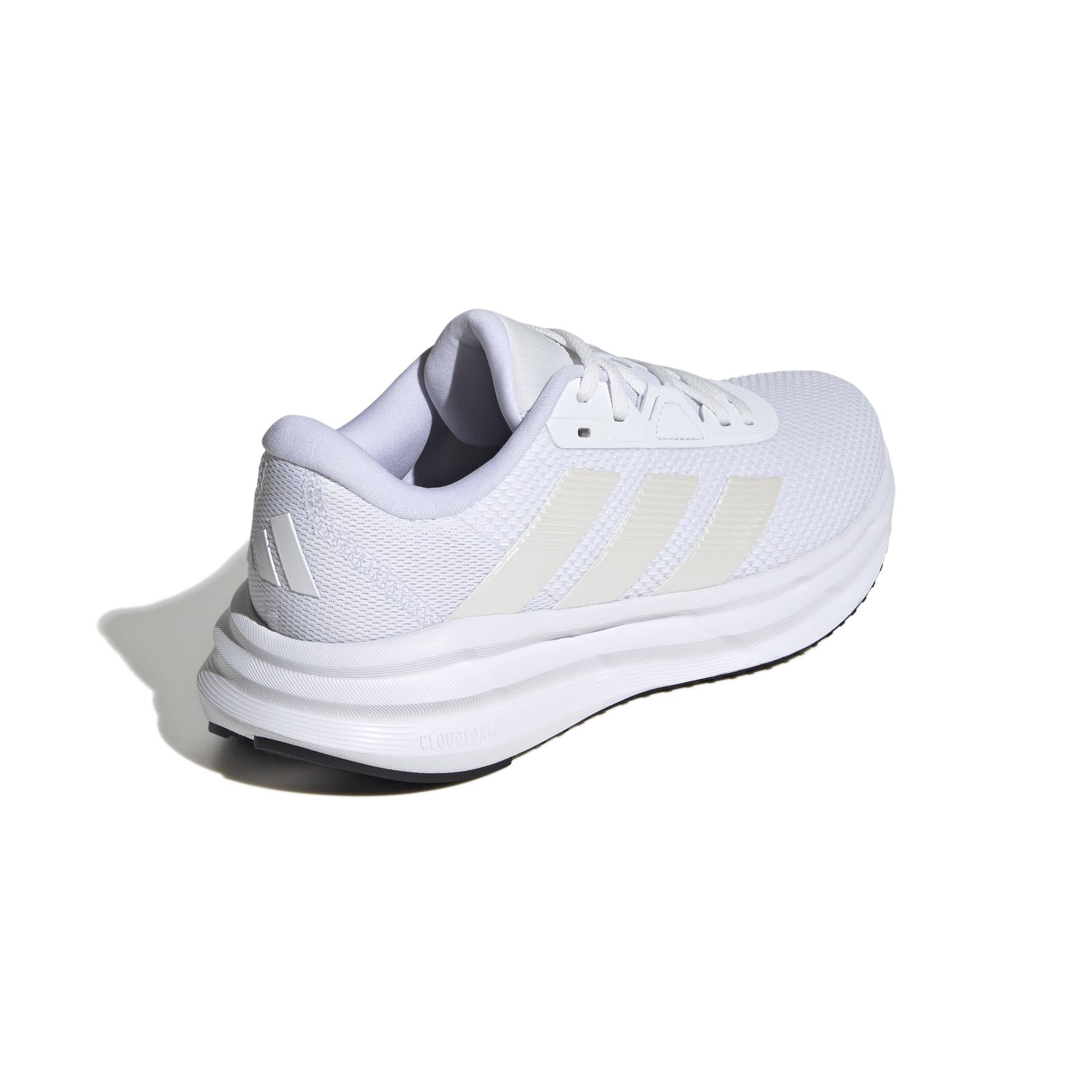 a/d/adidas_ih3662_7_footwear_photography_back_lateral_top_view_white.jpg