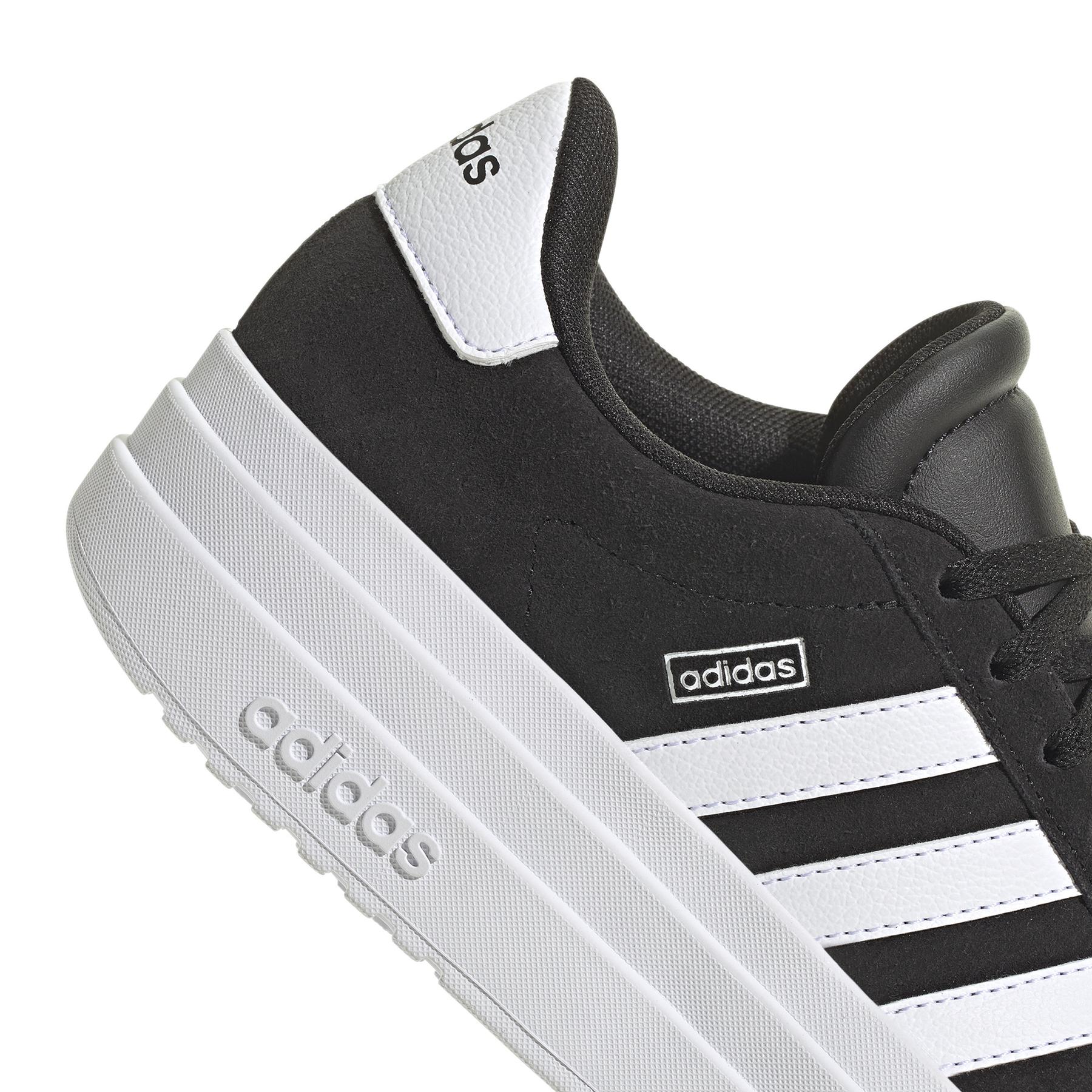 a/d/adidas_ih4777_8_footwear_photography_detail_view_1_white.jpg