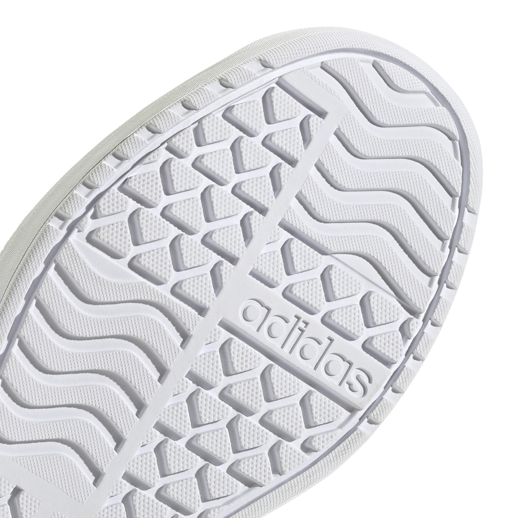 a/d/adidas_ih4777_9_footwear_photography_detail_view_2_white.jpg