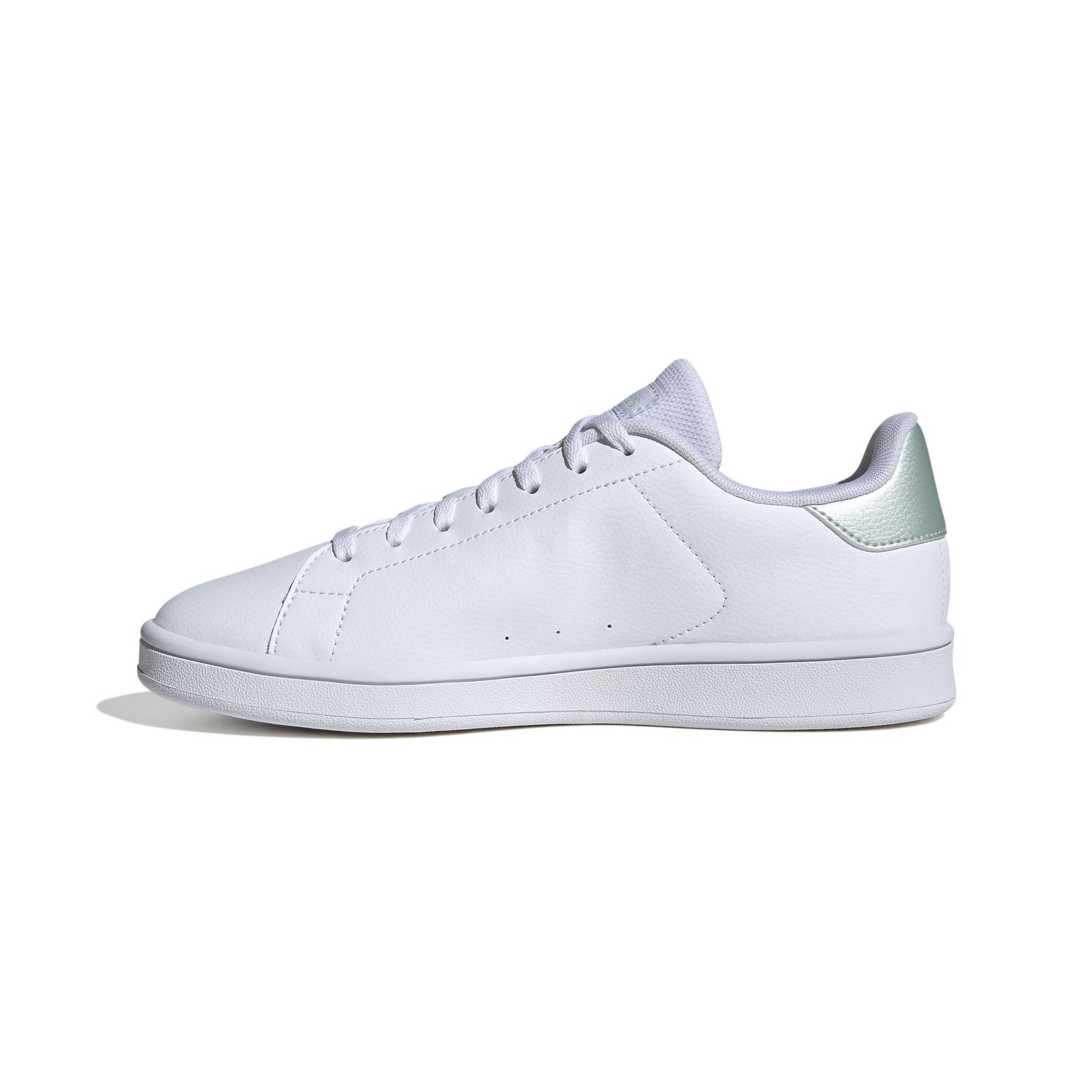 a/d/adidas_ih4899_5_footwear_photography_side_medial_center_view_white.jpg