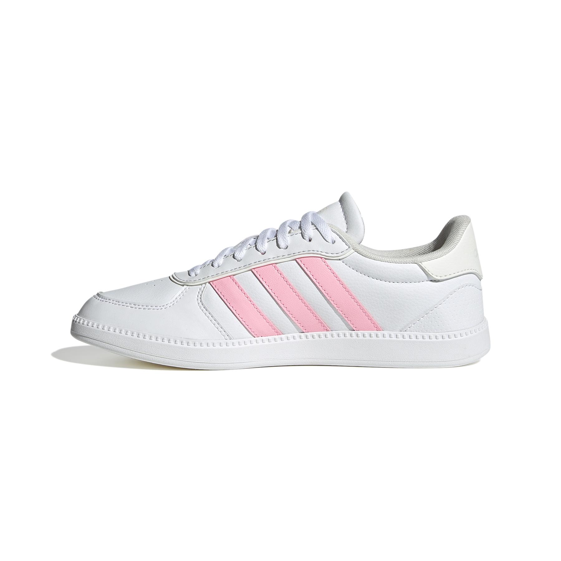a/d/adidas_ih5421_5_footwear_photography_side_medial_center_view_white.jpg