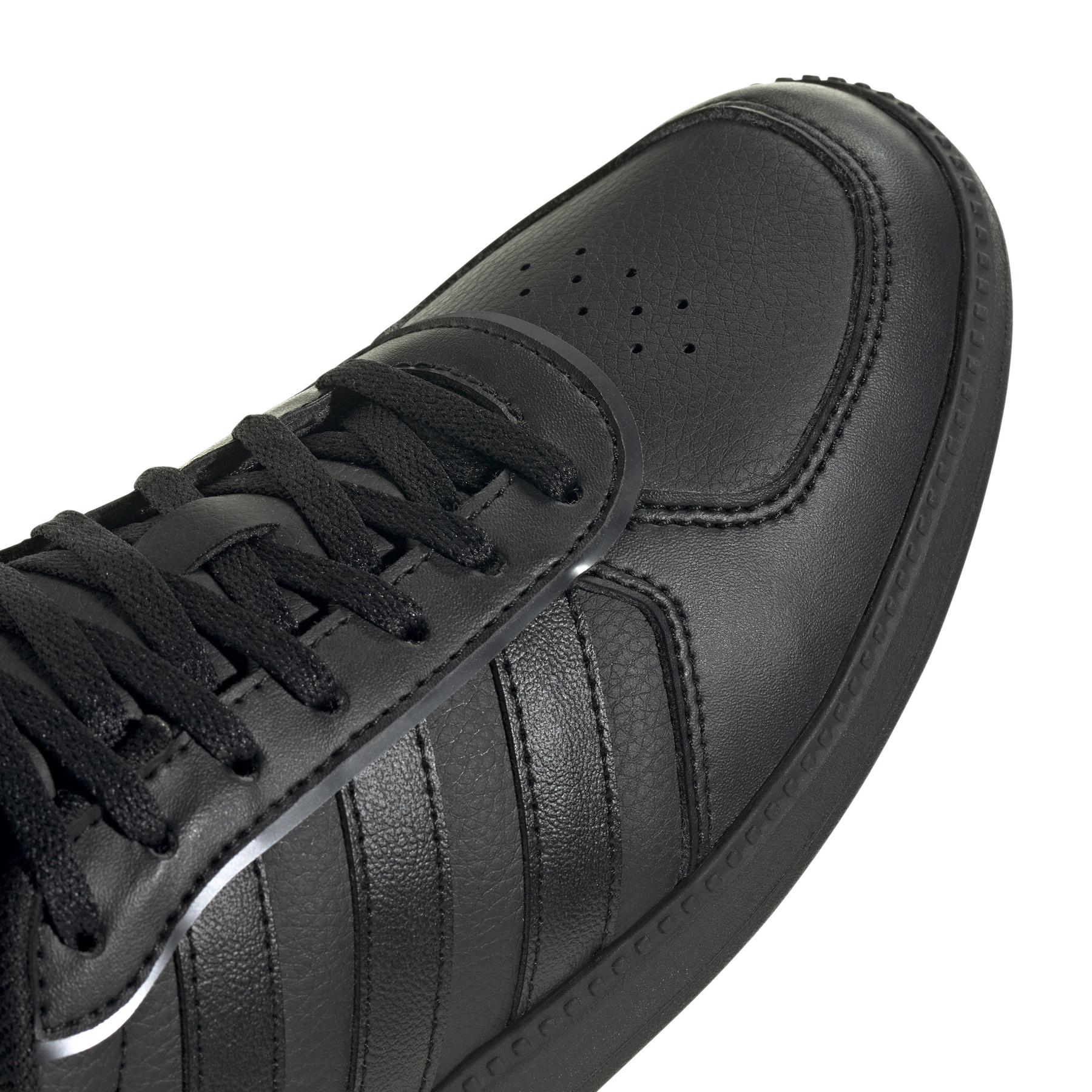 a/d/adidas_ih5422_8_footwear_photography_detail_view_1_white.jpg