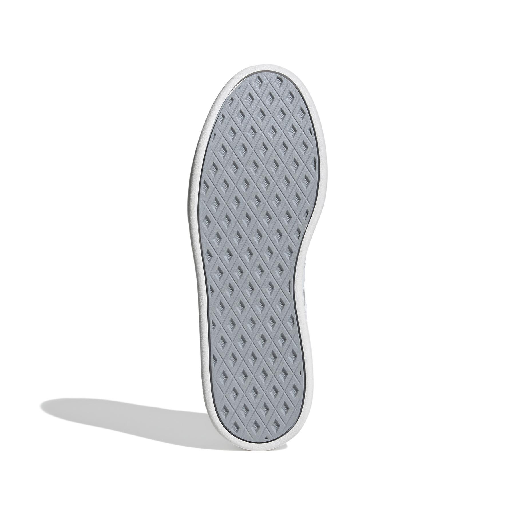 a/d/adidas_ih5465_4_footwear_photography_bottom_view_white.jpg
