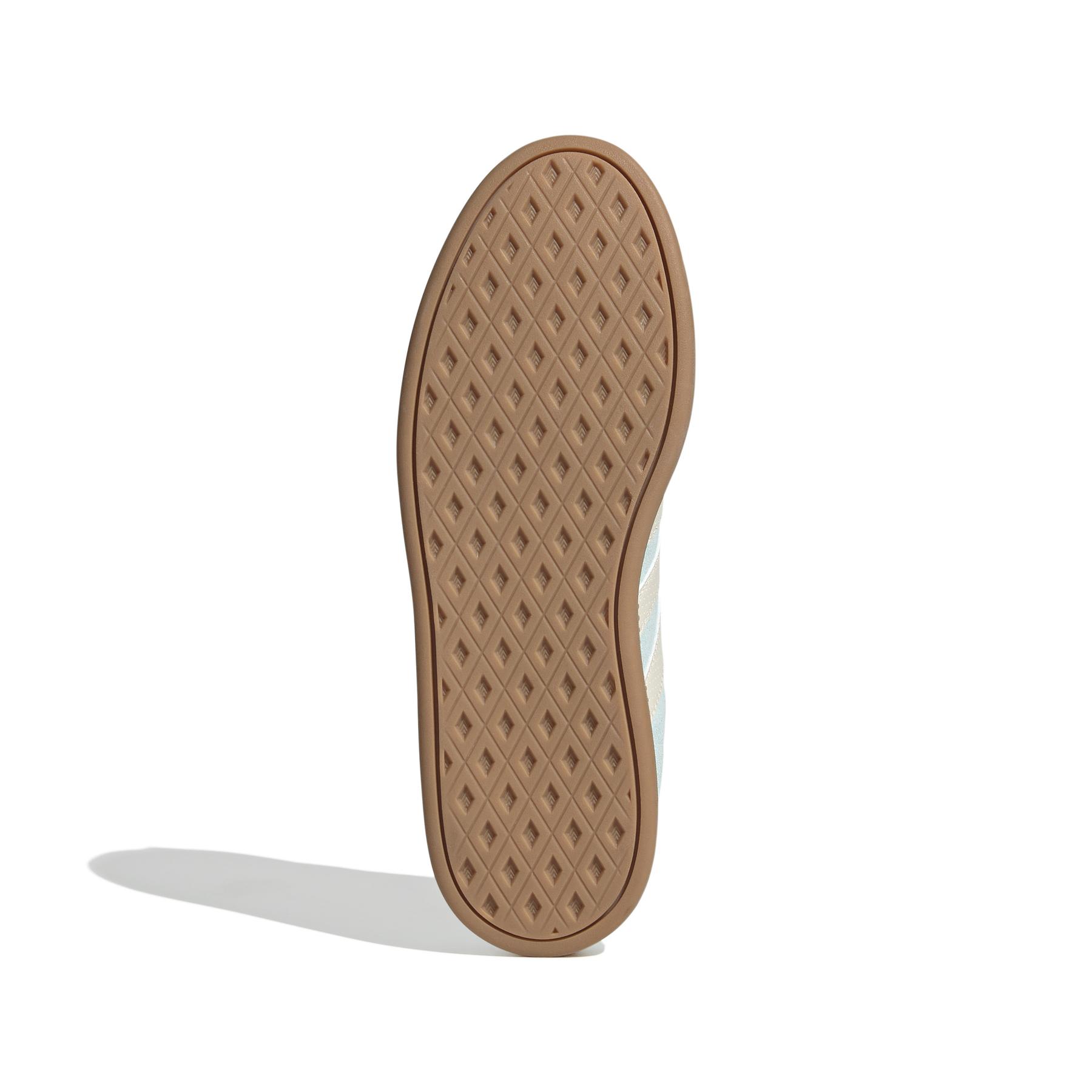 a/d/adidas_ih5469_4_footwear_photography_bottom_view_white.jpg