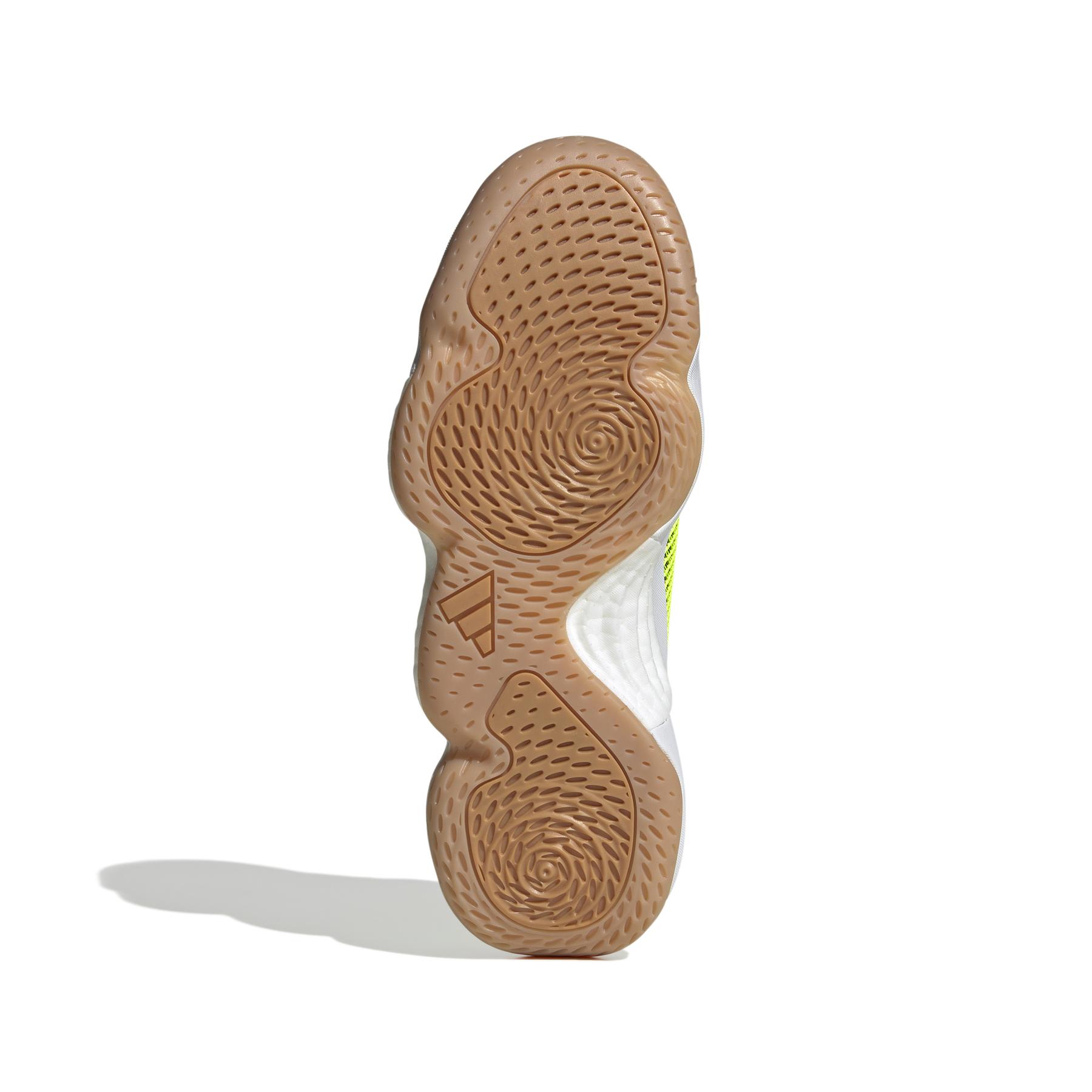 a/d/adidas_ih5557_4_footwear_photography_bottom_view_white.jpg