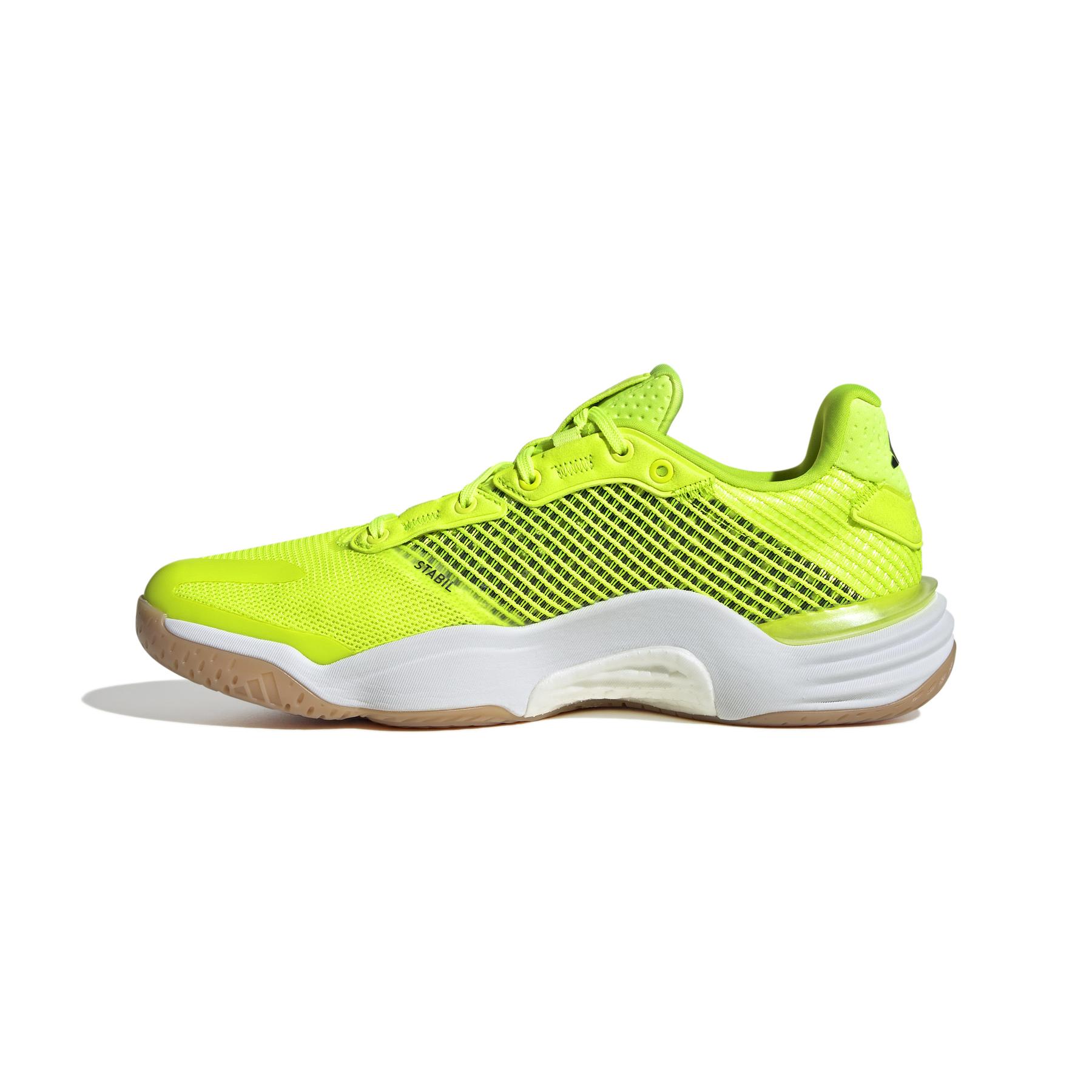 a/d/adidas_ih5557_5_footwear_photography_side_medial_center_view_white.jpg