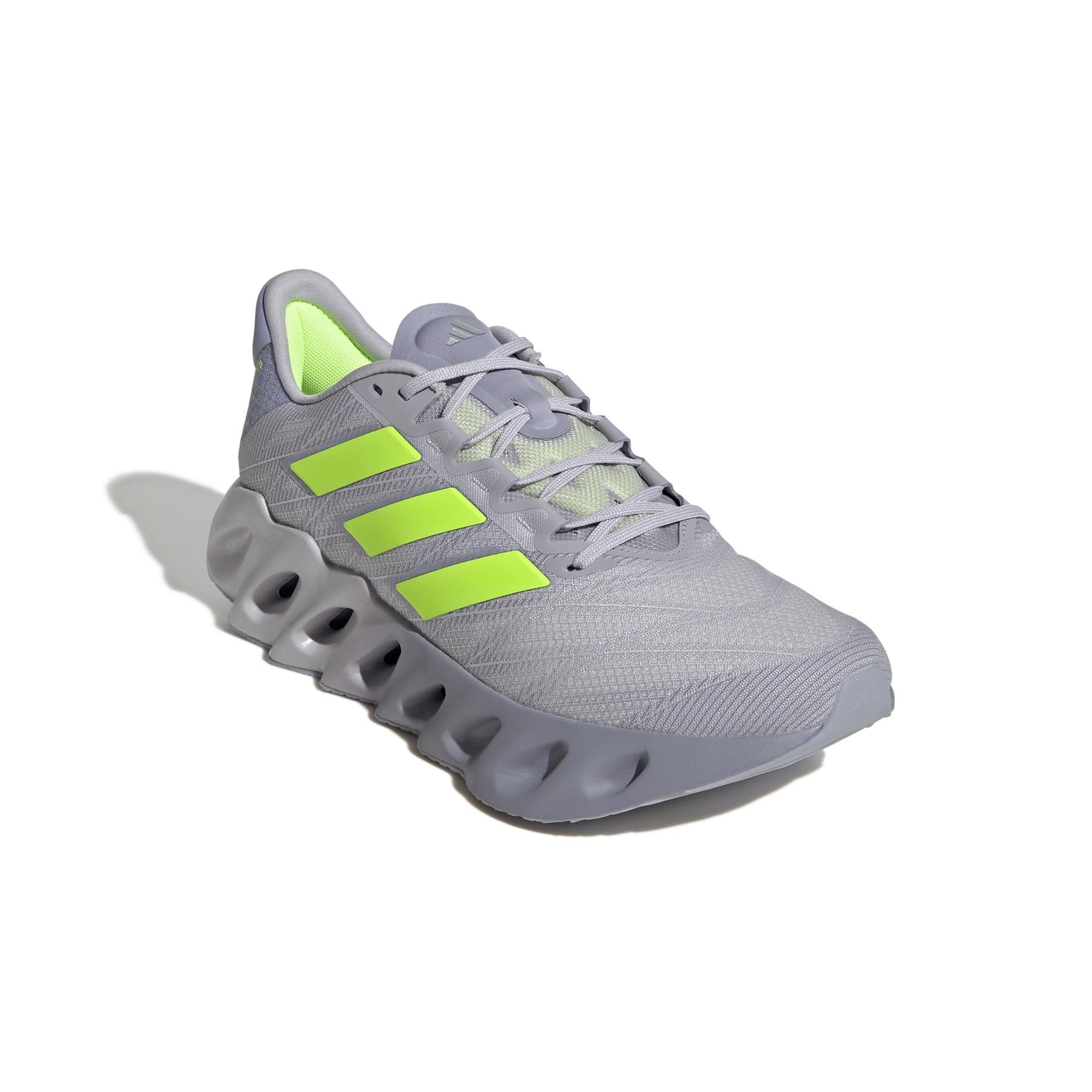 product/a/d/adidas_ih5729_6_footwear_photography_front_lateral_top_view_white-nw091625.jpg