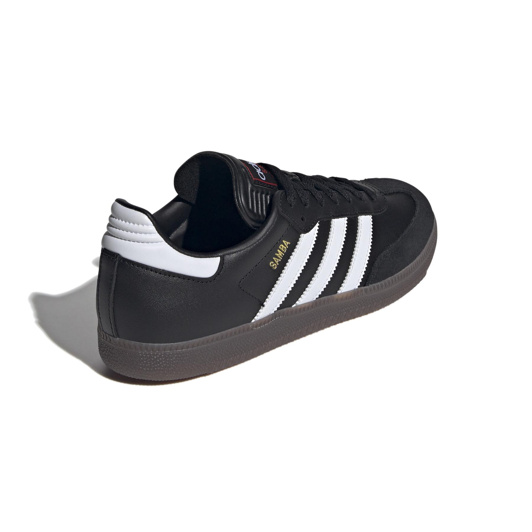a/d/adidas_ih6000_6_footwear_photography_back_lateral_top_view_white.jpg