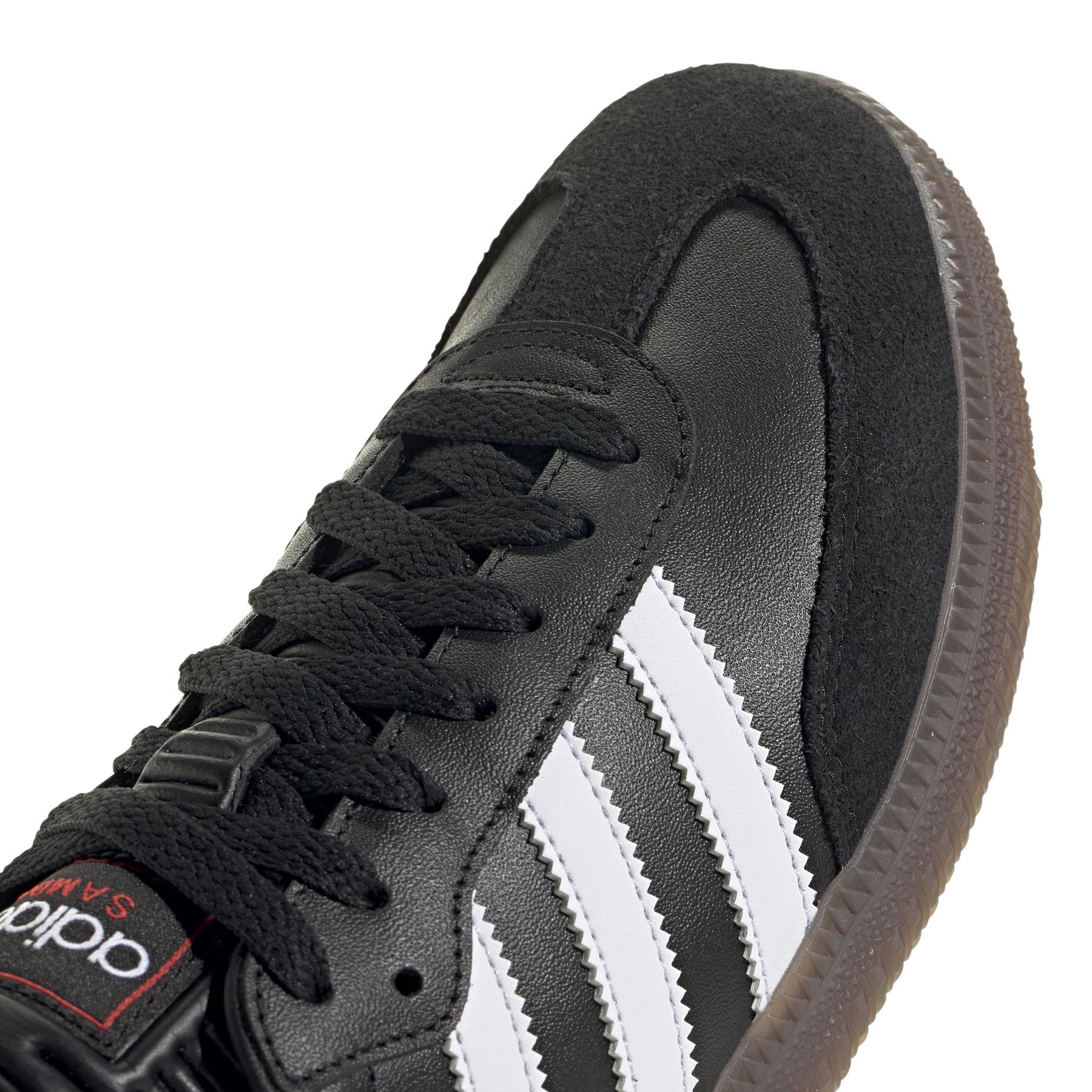 a/d/adidas_ih6000_7_footwear_photography_detail_view_1_white.jpg