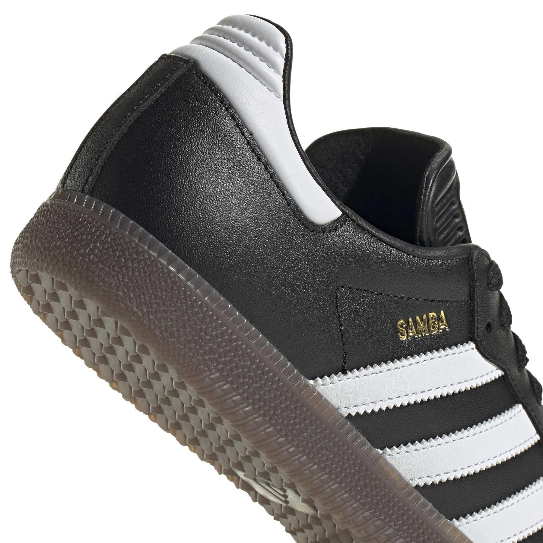 product/a/d/adidas_ih6000_8_footwear_photography_detail_view_2_white-nw091625.jpg