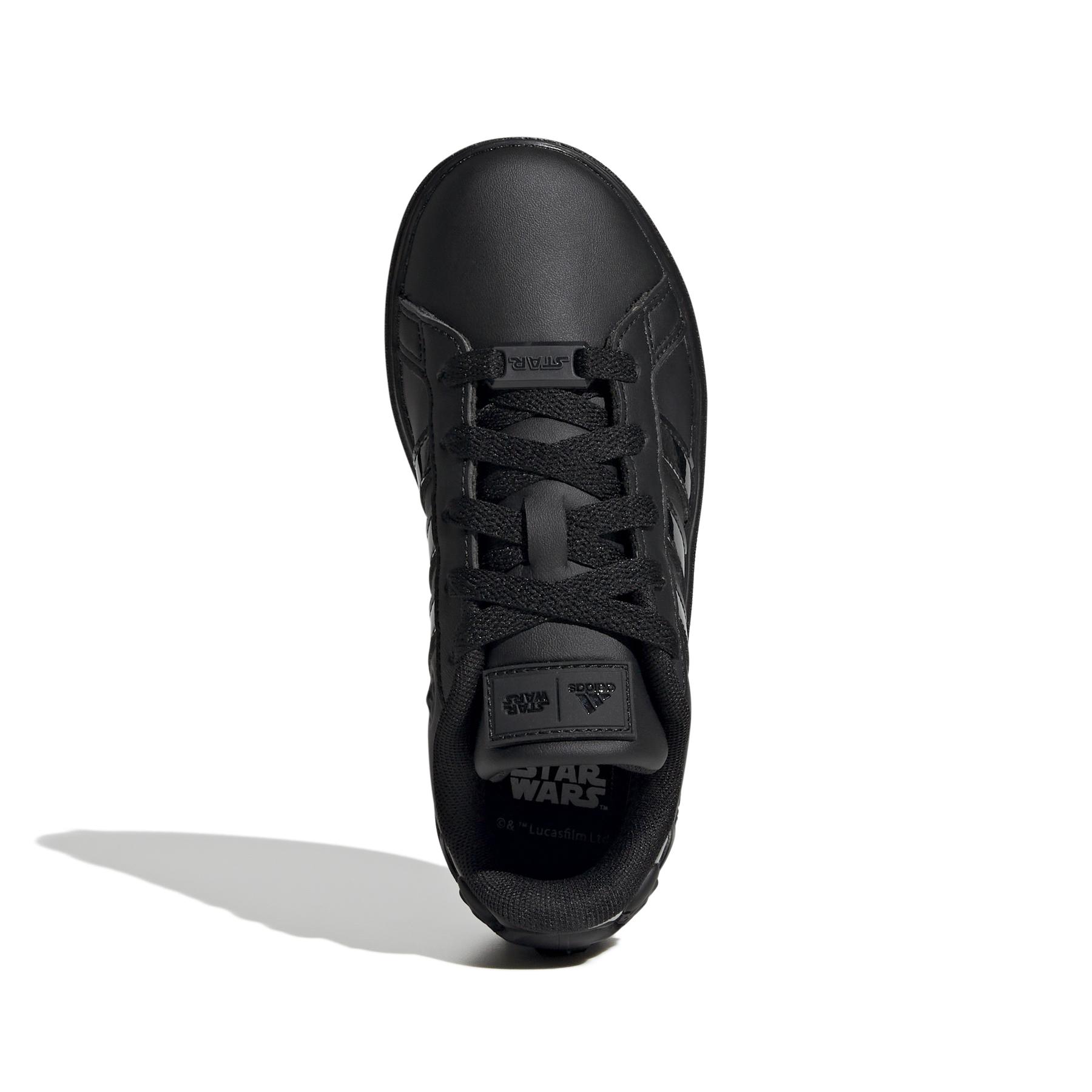a/d/adidas_ih7533_3_footwear_photography_top_portrait_view_white.jpg