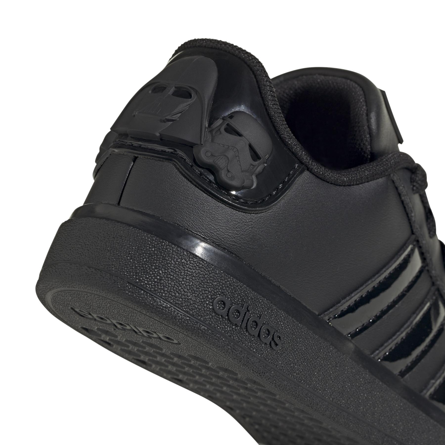 a/d/adidas_ih7533_8_footwear_photography_detail_view_1_white.jpg