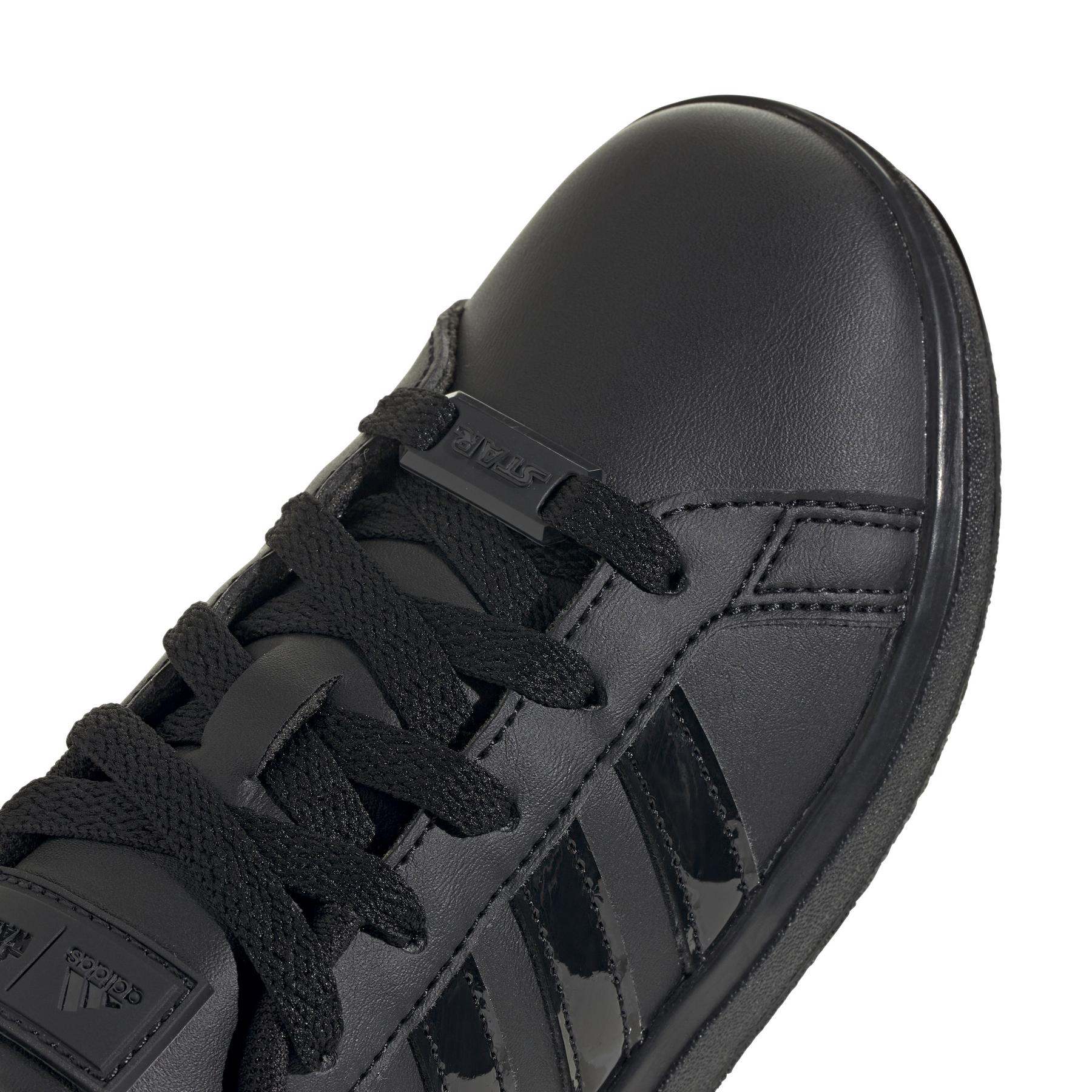 a/d/adidas_ih7533_9_footwear_photography_detail_view_2_white.jpg