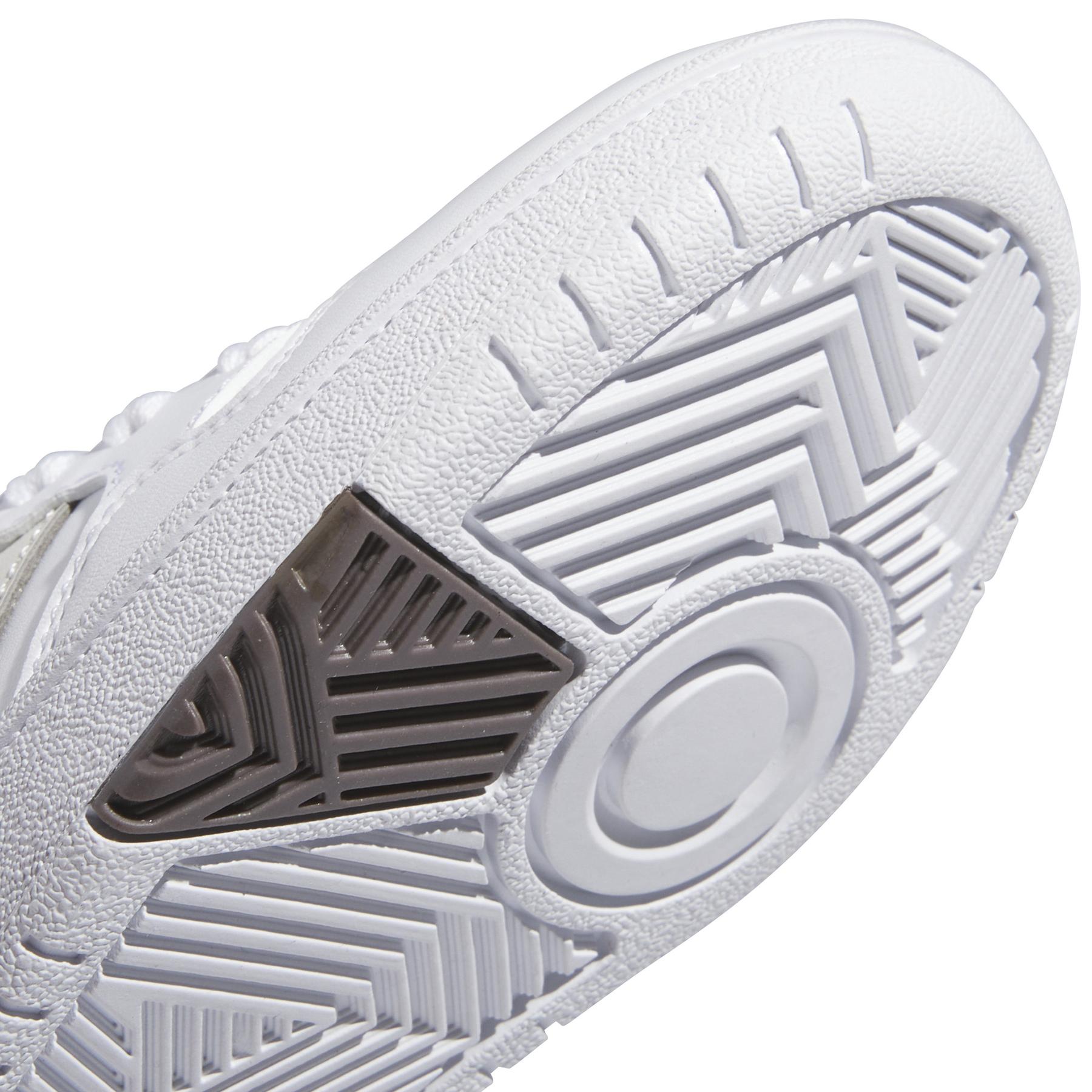 a/d/adidas_ih7894_9_footwear_photography_detail_view_2_white.jpg
