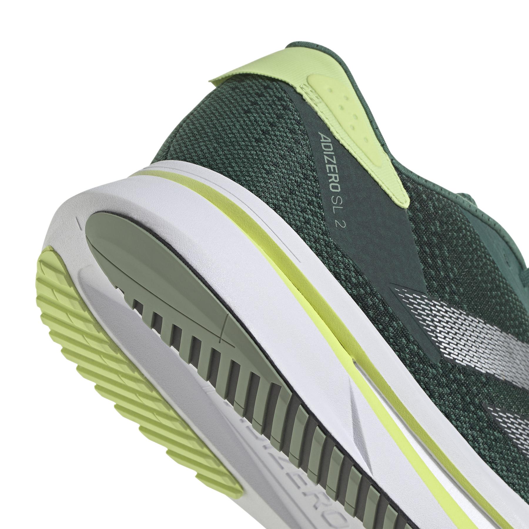 product/a/d/adidas_ih8195_8_footwear_photography_detail_view_1_white-nw091625.jpg