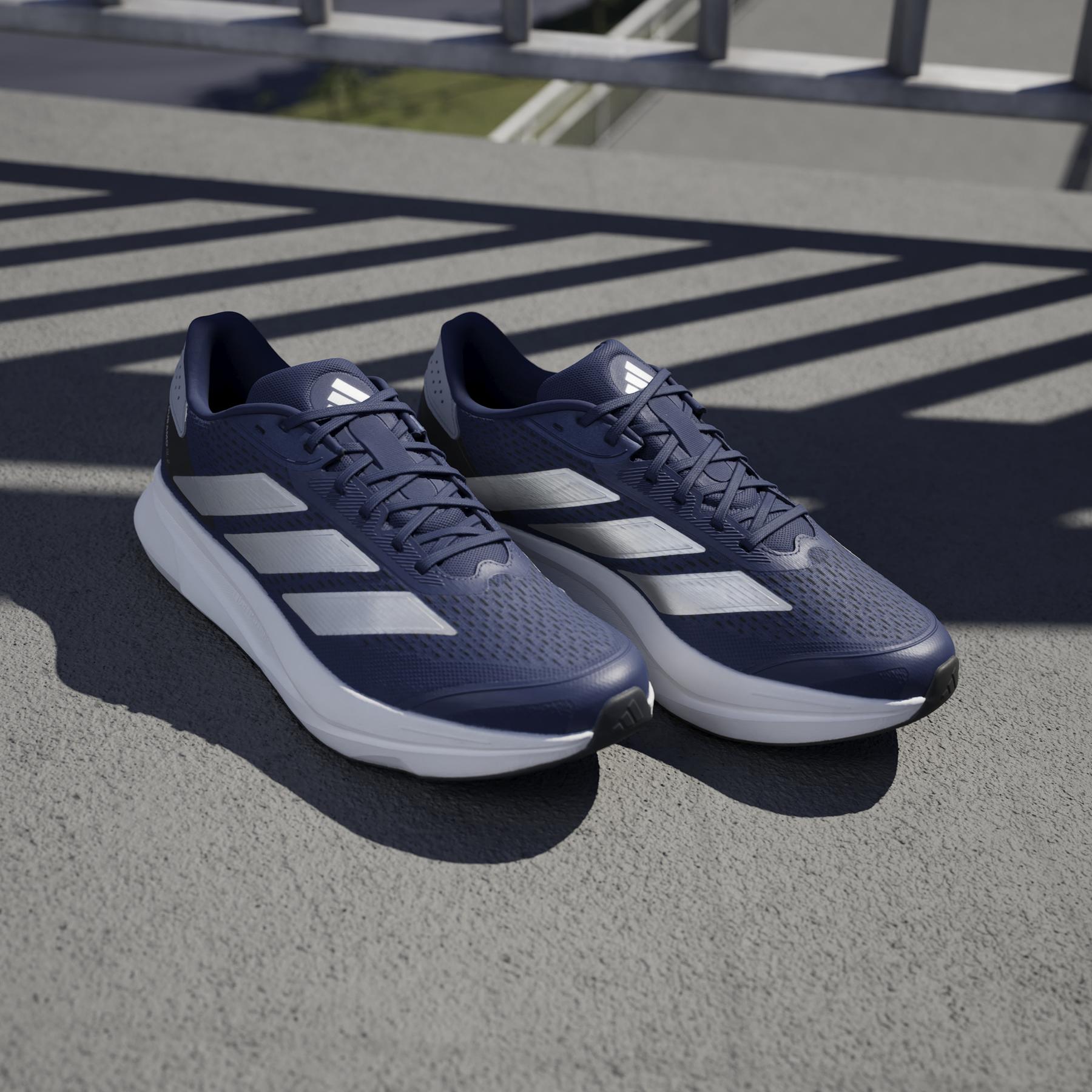 a/d/adidas_ih8221_18_footwear_photography_heromrktng_view_5.jpg