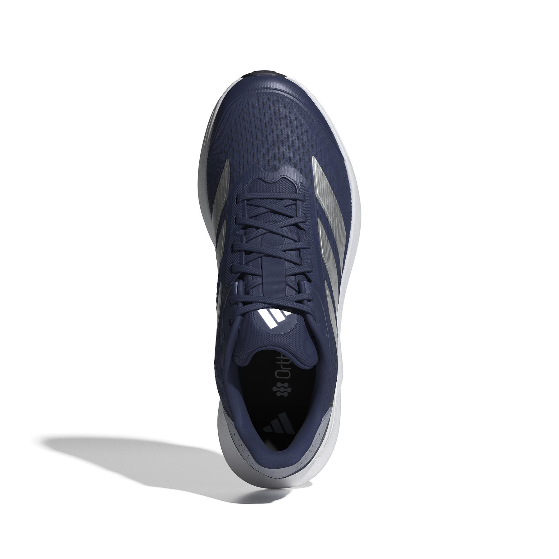 a/d/adidas_ih8221_3_footwear_photography_top_portrait_view_white.jpg