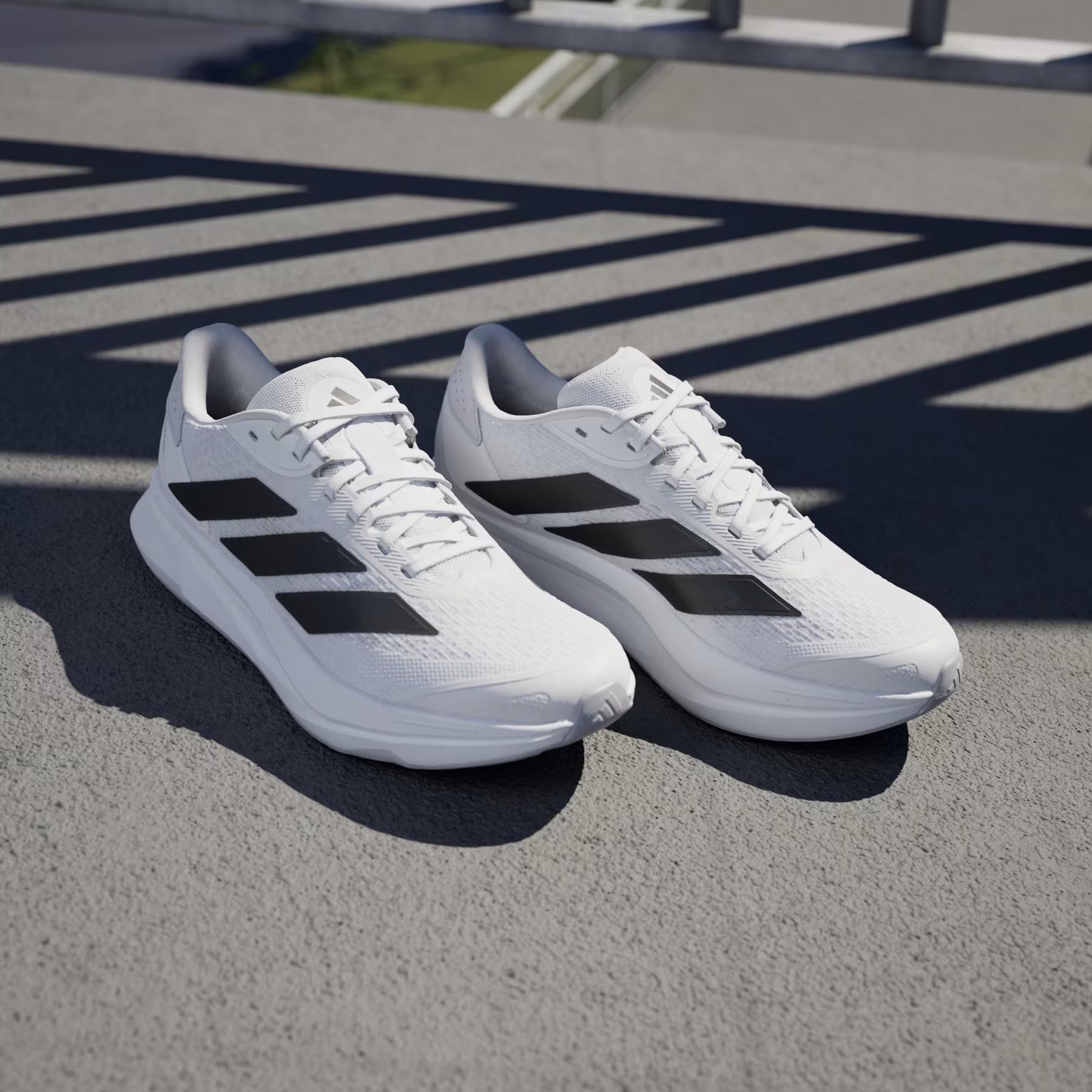 a/d/adidas_ih8223_ftwwht-cblack-dshgry_4.jpg