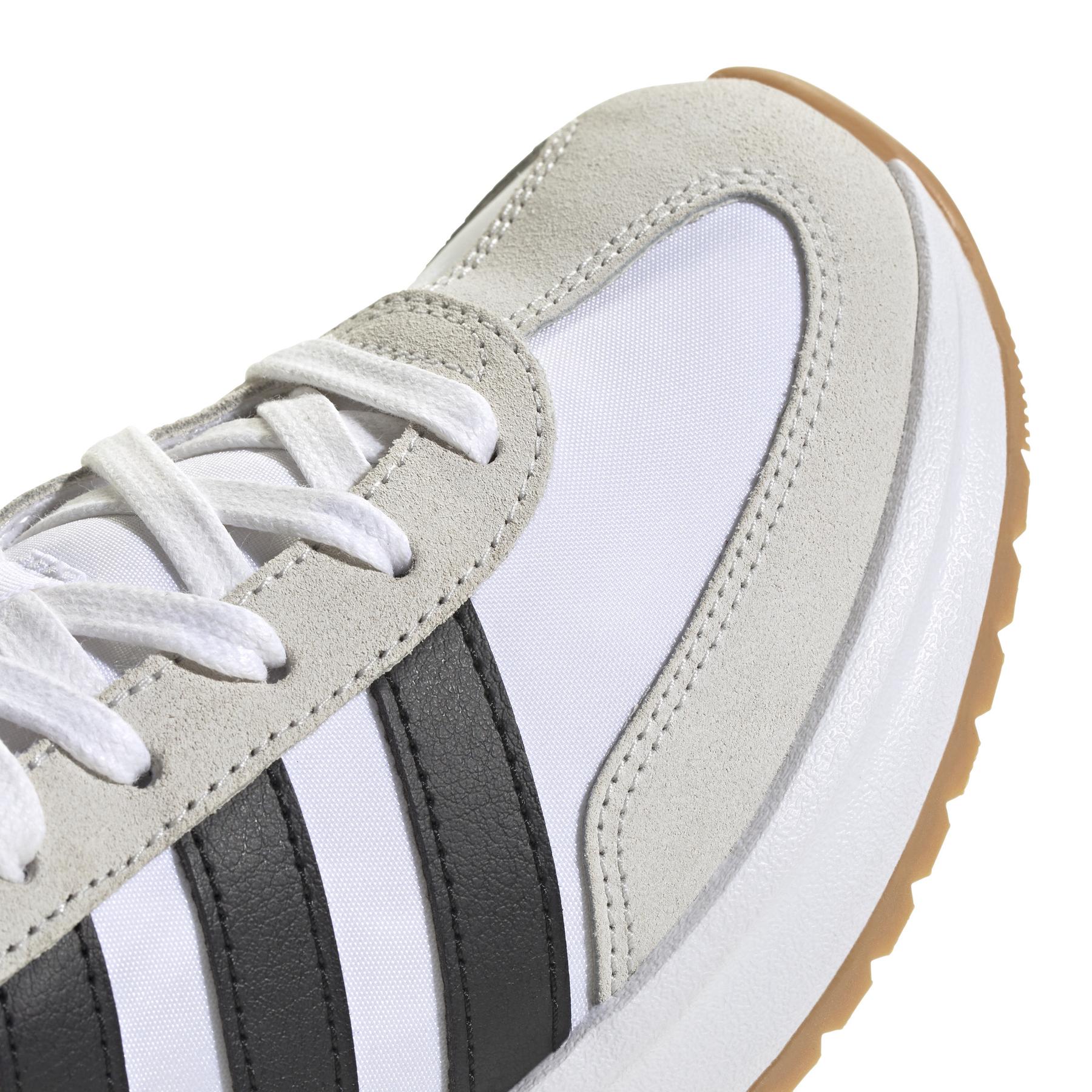 product/a/d/adidas_ih8594_9_footwear_photography_detail_view_2_whiterep2.jpg