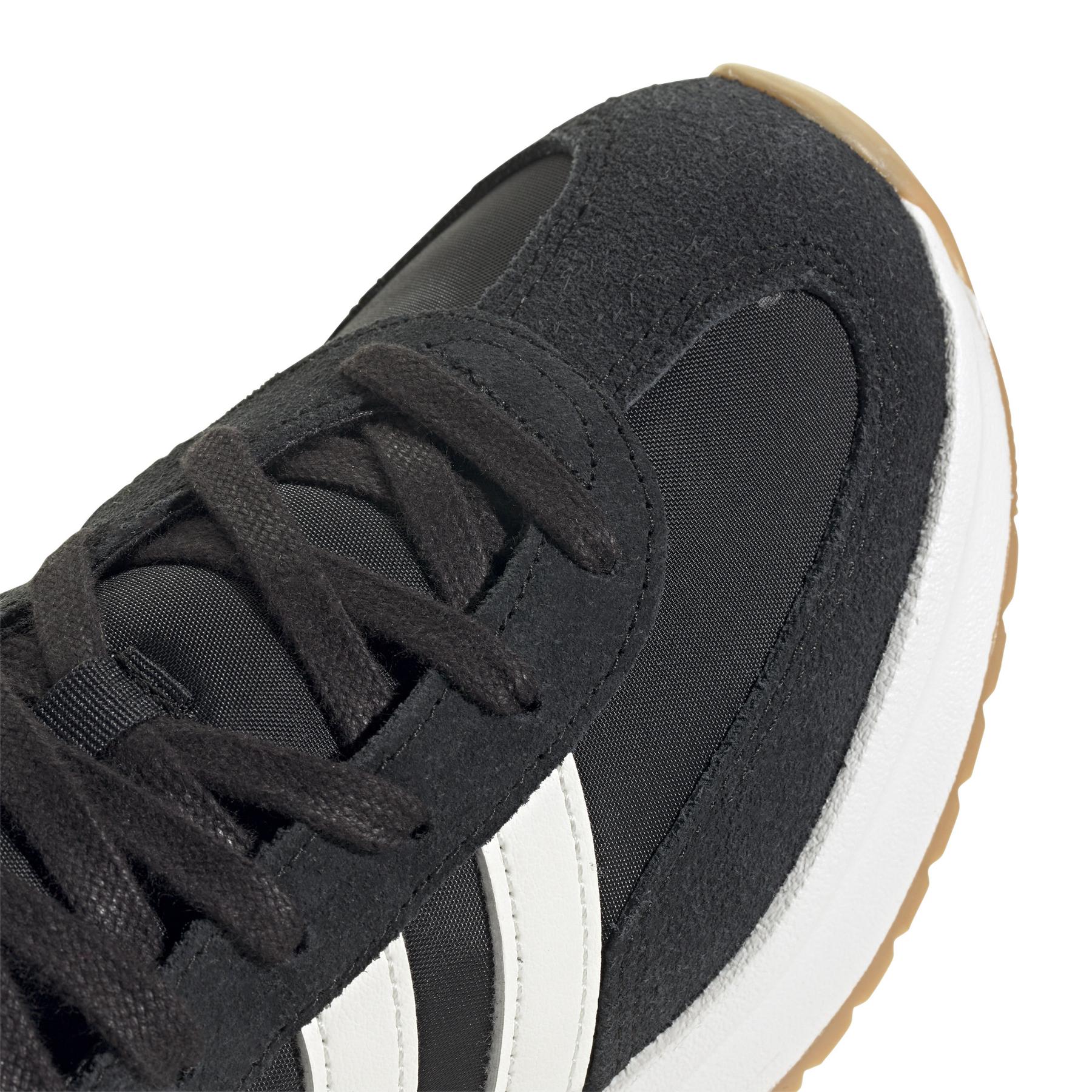 product/a/d/adidas_ih8595_8_footwear_photography_detail_view_1_white.jpg