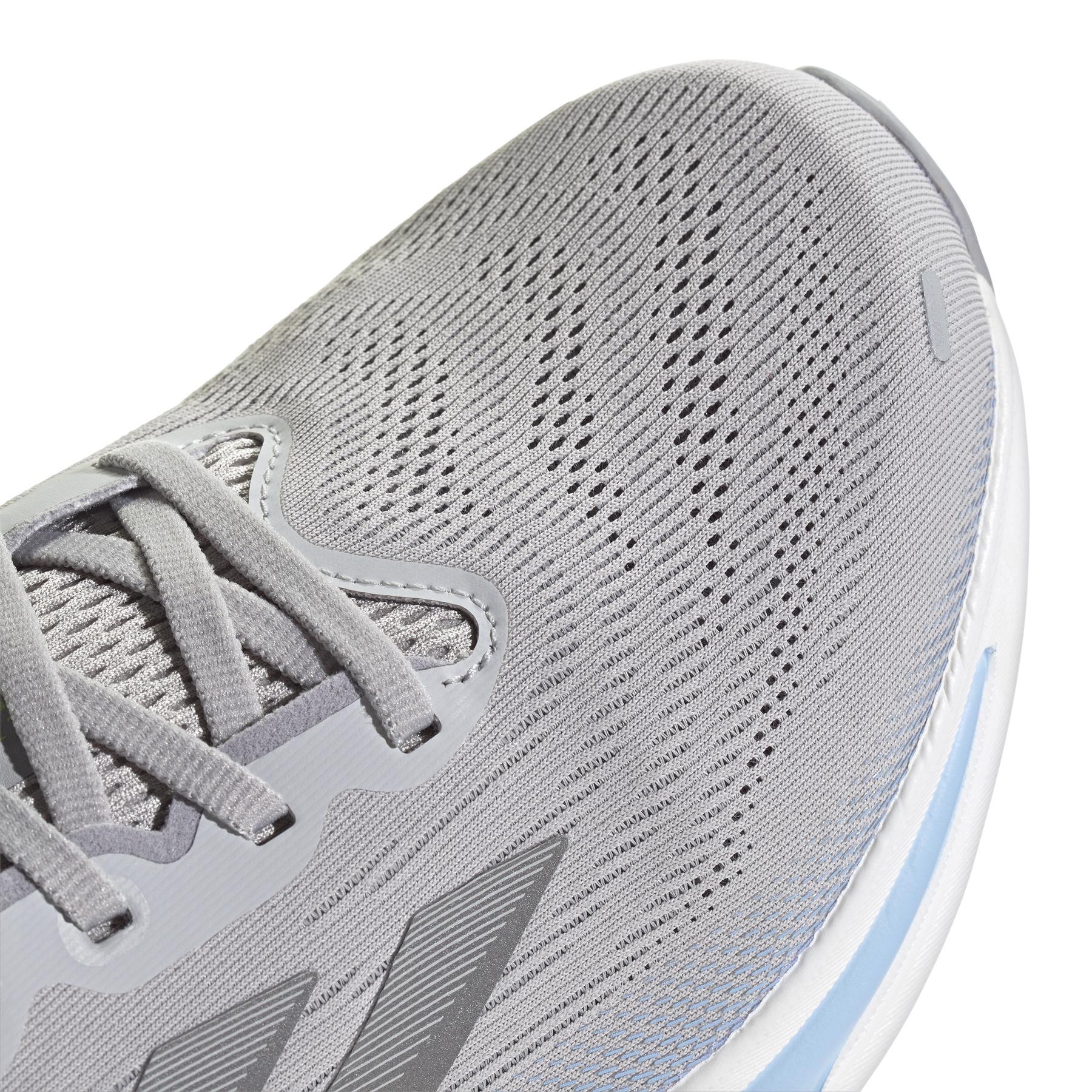 a/d/adidas_ih8708_8_footwear_photography_detail_view_1_white.jpg