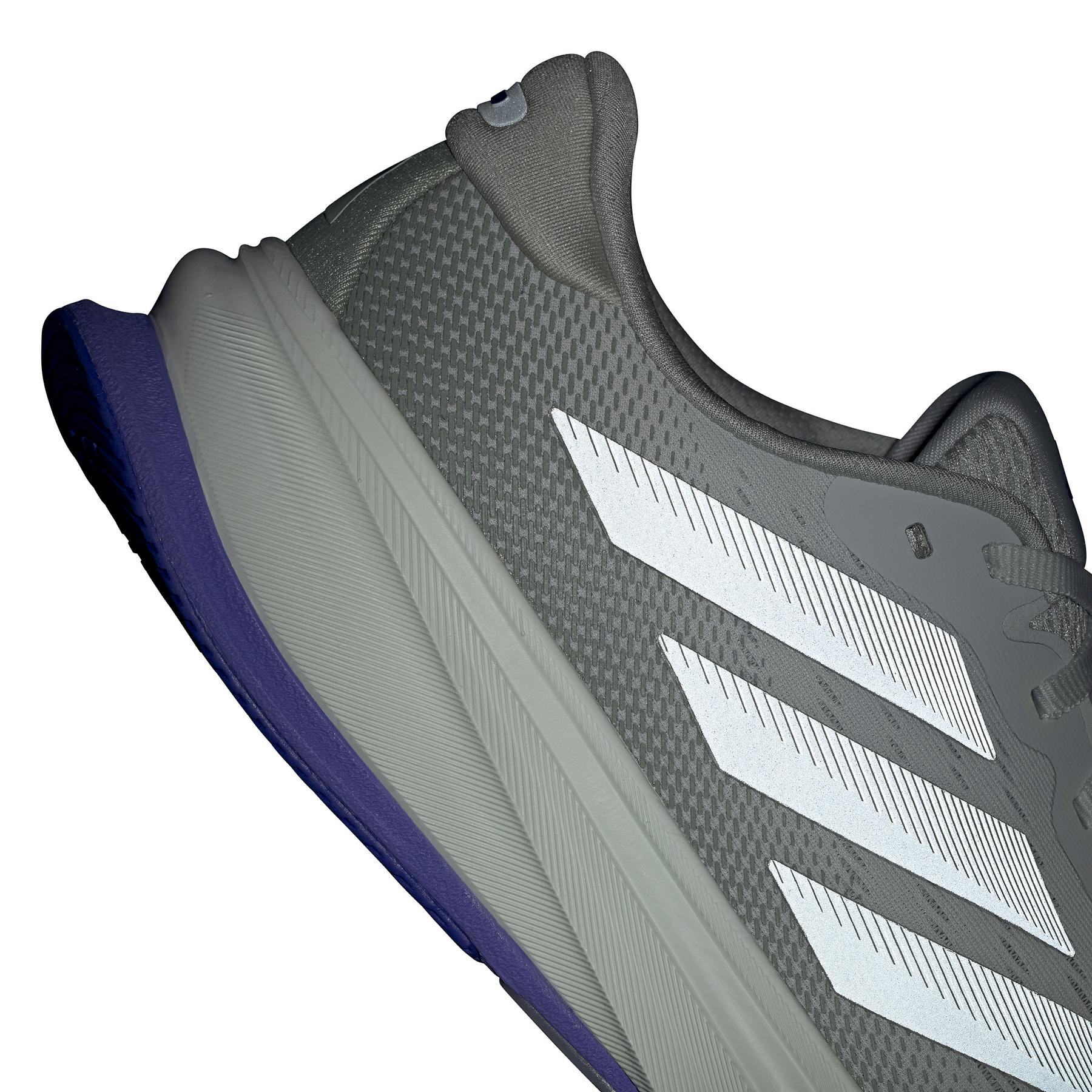 product/a/d/adidas_ih8709_13_footwear_photography_reflective_detail_white-nw091625.jpg