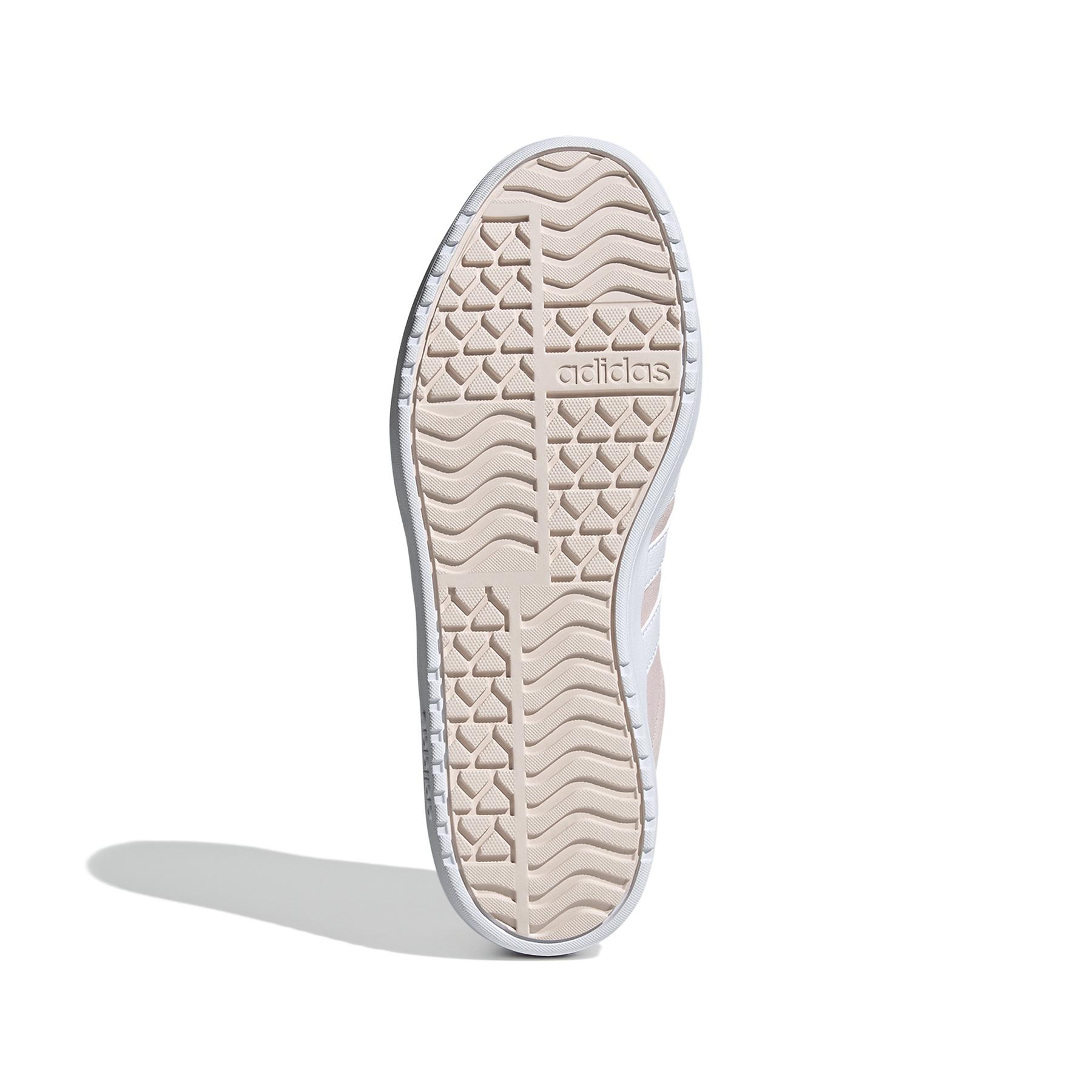 a/d/adidas_ih9996_4_footwear_photography_bottom_view_white.jpg