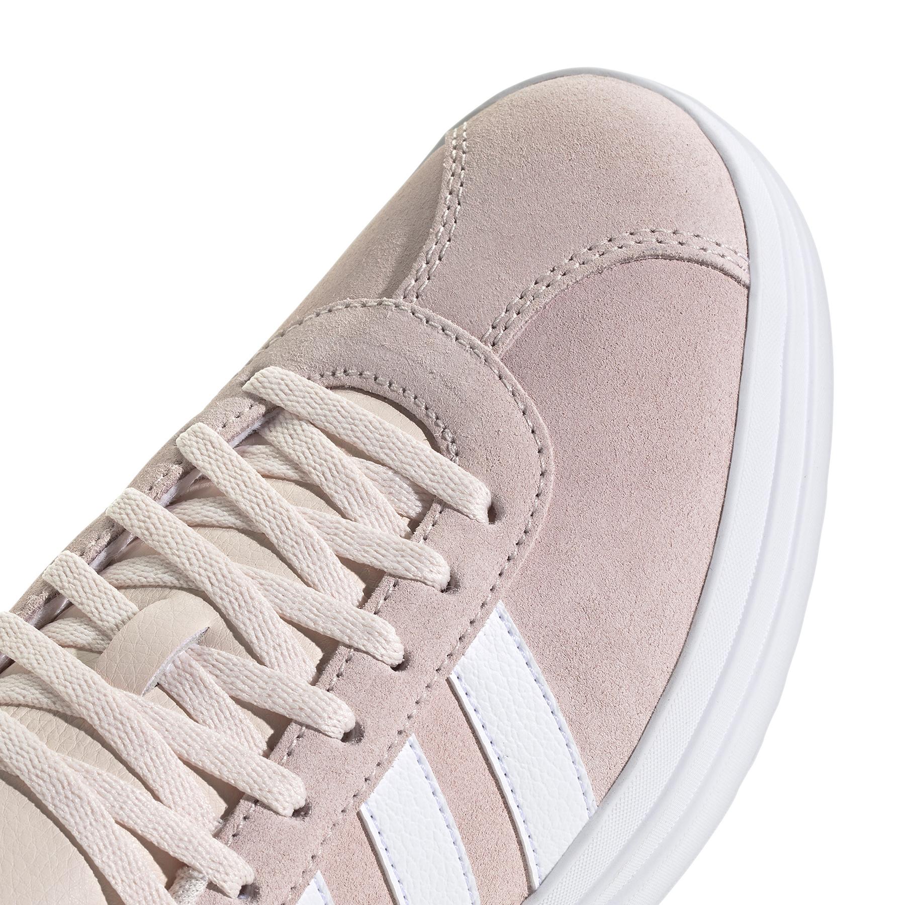 a/d/adidas_ih9996_9_footwear_photography_detail_view_2_white.jpg