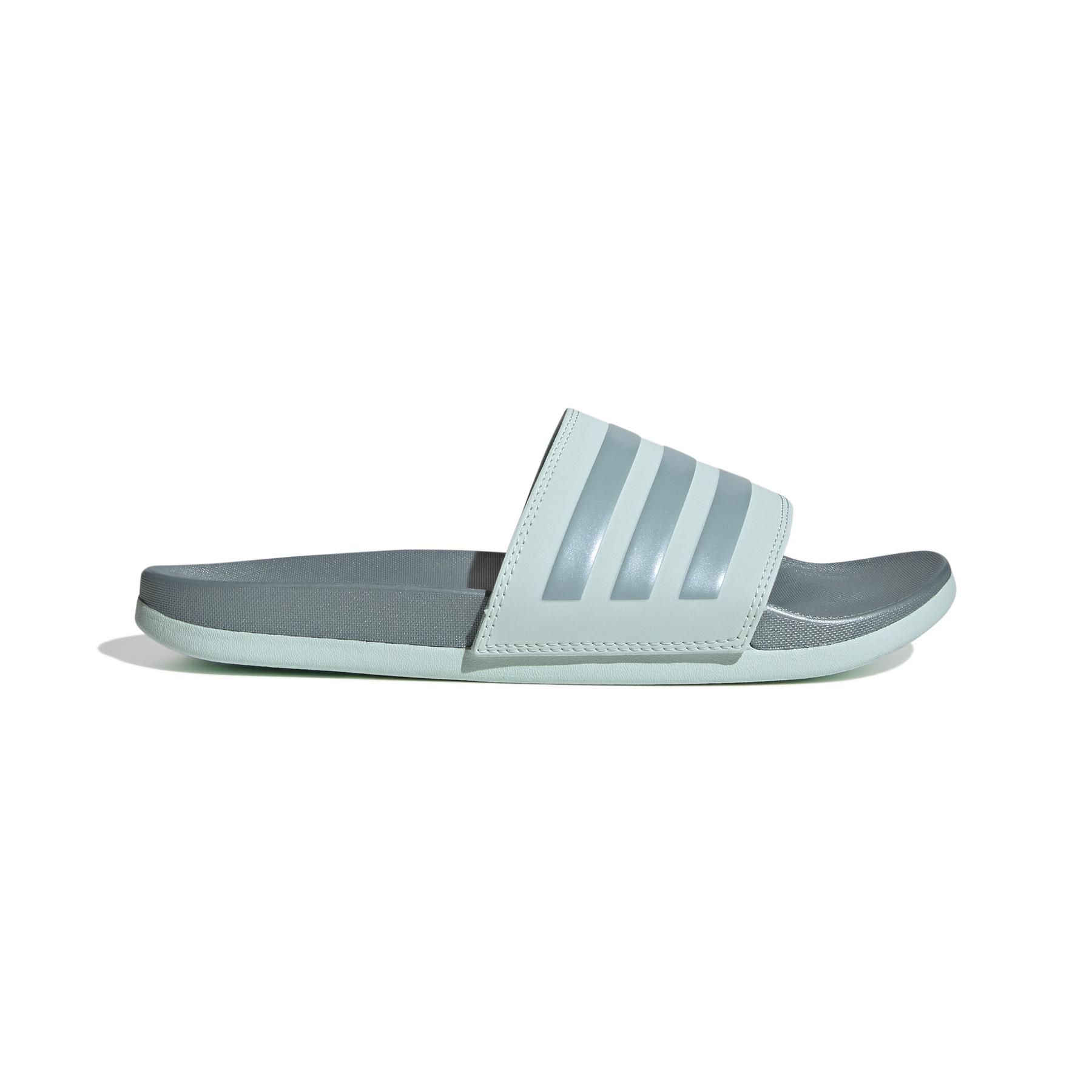 a/d/adidas_ii0011_1_footwear_photography_side_lateral_center_view_white.jpg