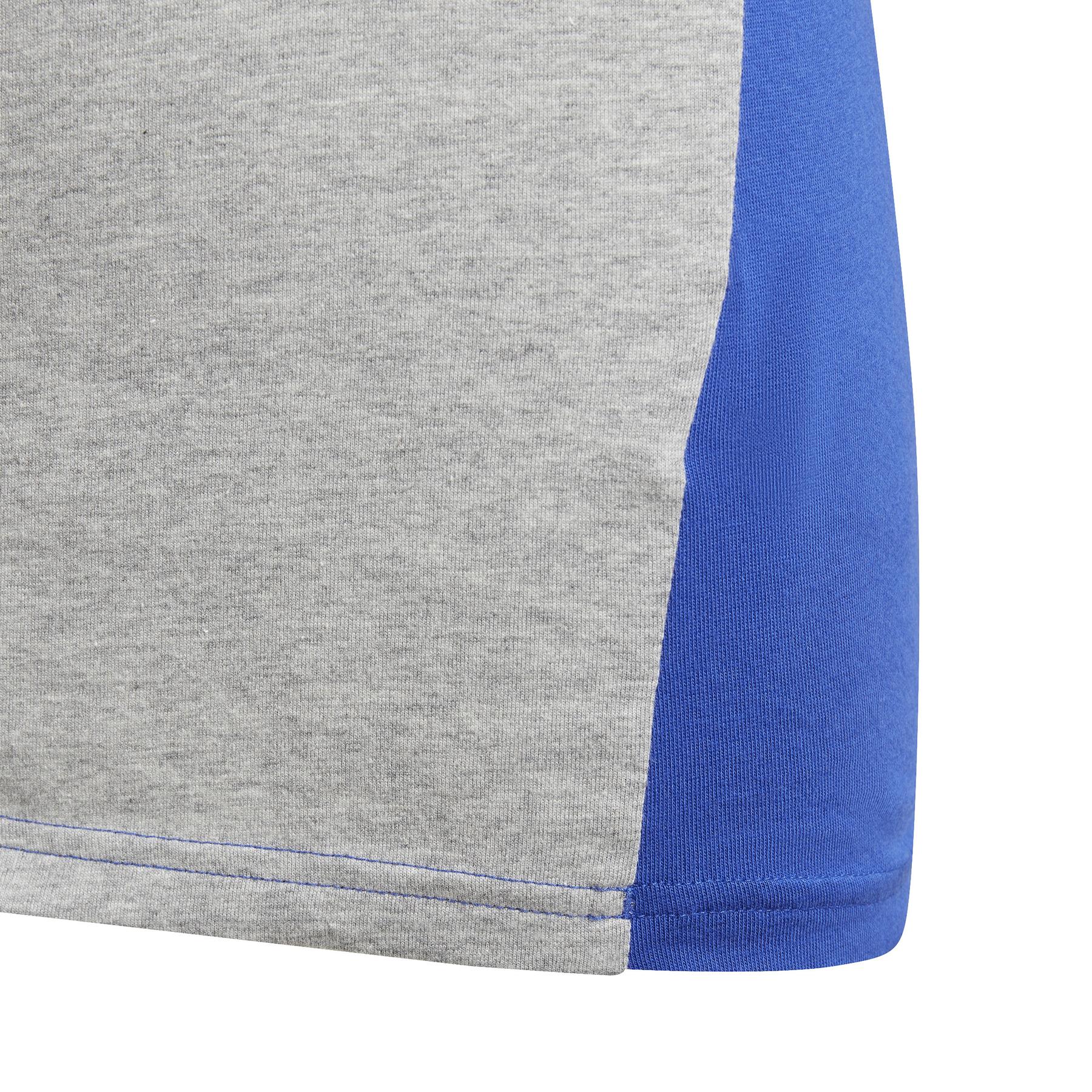 product/a/d/adidas_ij8732_6_apparel_photography_detail_view_3_white.jpg