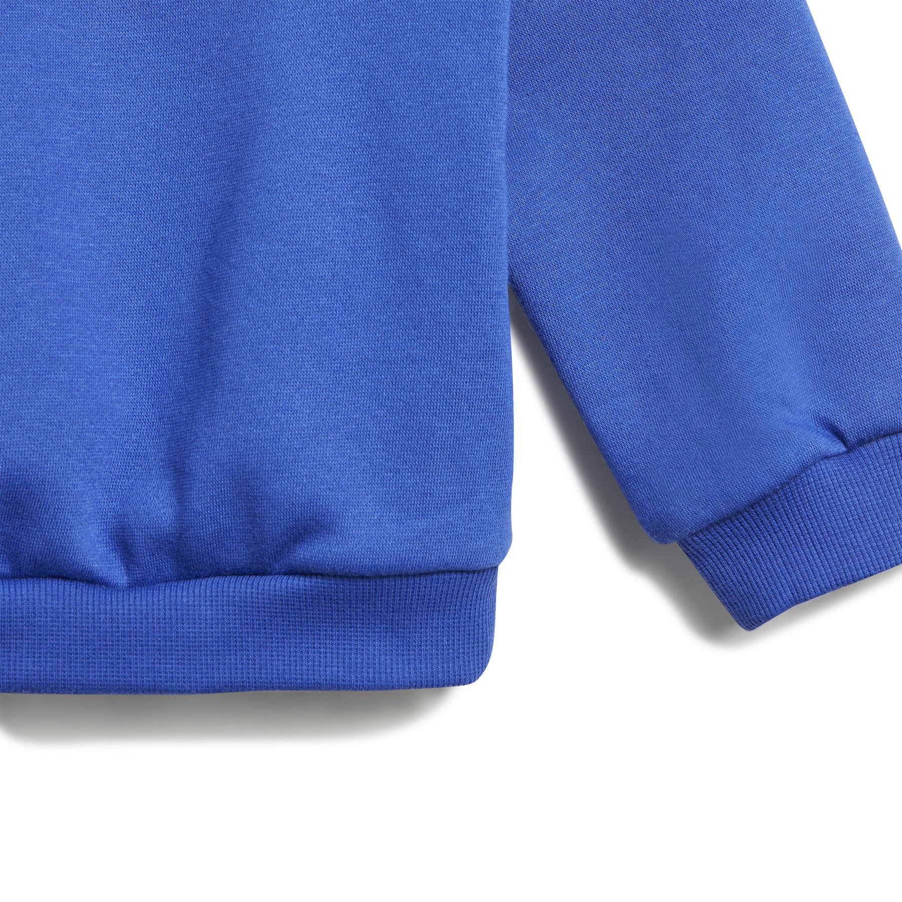 a/d/adidas_ij8857_4_apparel_photography_detail_view_2_white.jpg