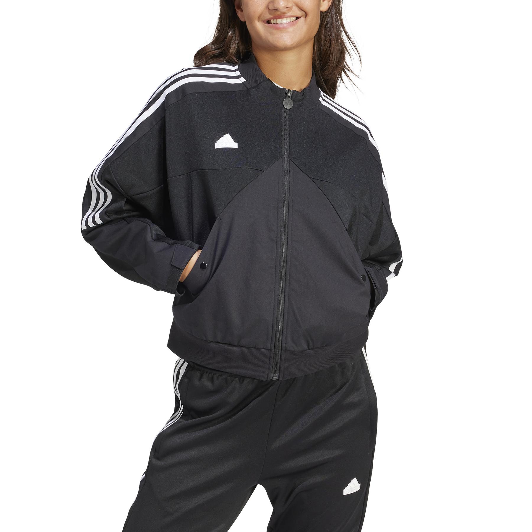 a/d/adidas_ip1695_4_apparel_on_model_front_view_white-nw052224.jpg