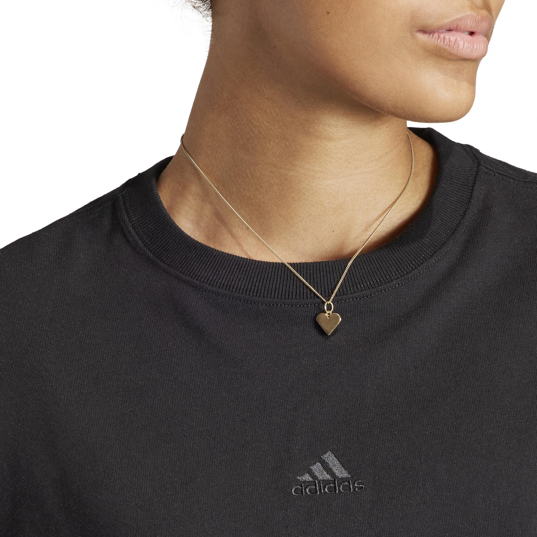 product/a/d/adidas_ir8864_7_apparel_on_model_detail_view_1_white.jpg