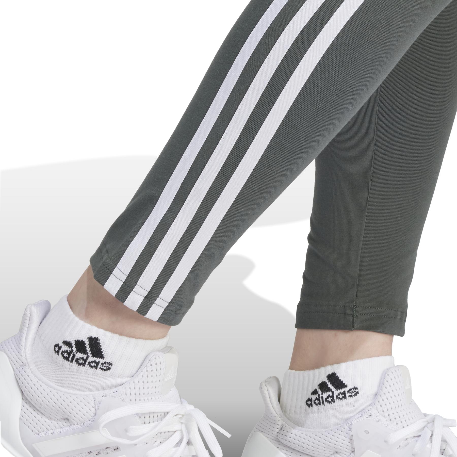 product/a/d/adidas_is3610_7_apparel_on_model_detail_view_2_white.jpg