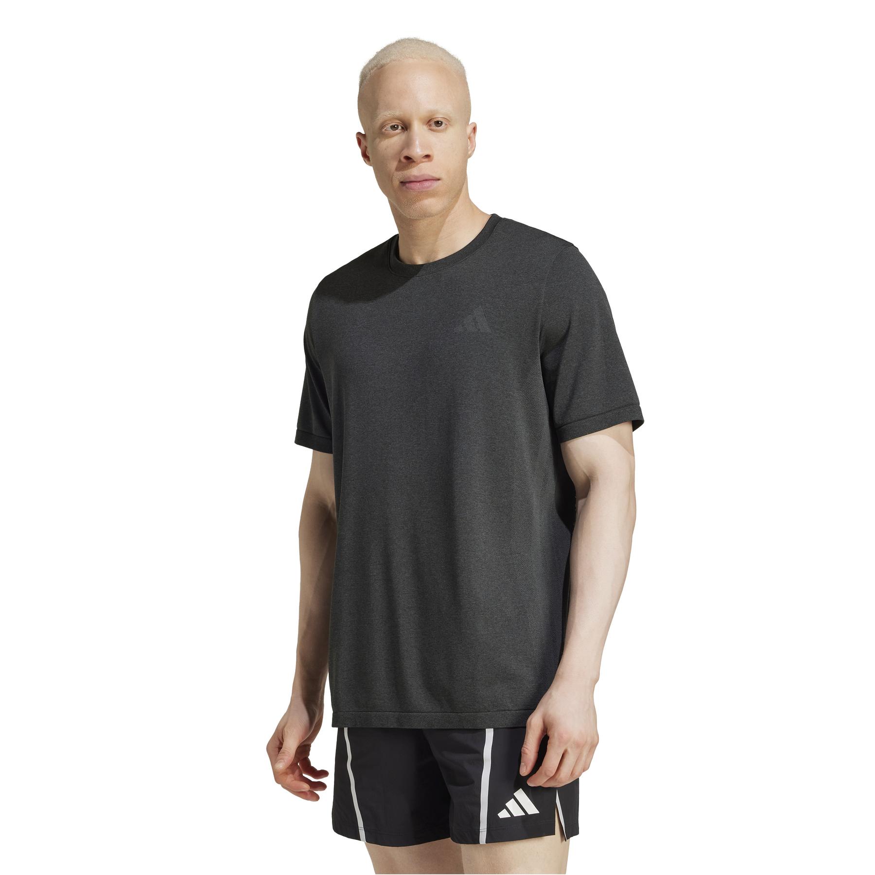 product/a/d/adidas_is6926_black-gresix_3.jpg