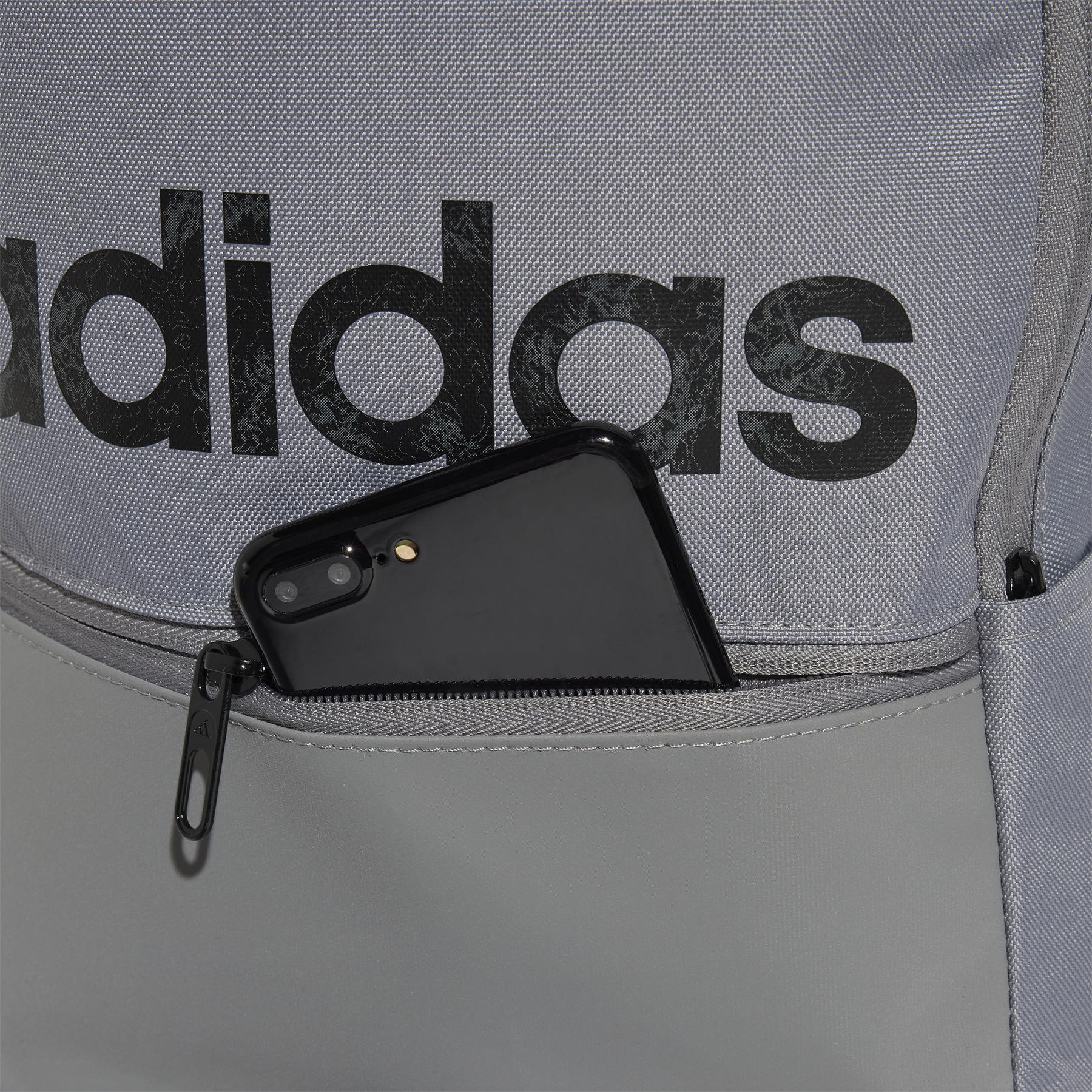 product/a/d/adidas_is7066_5_hardware_photography_detail_view_2_white.jpg