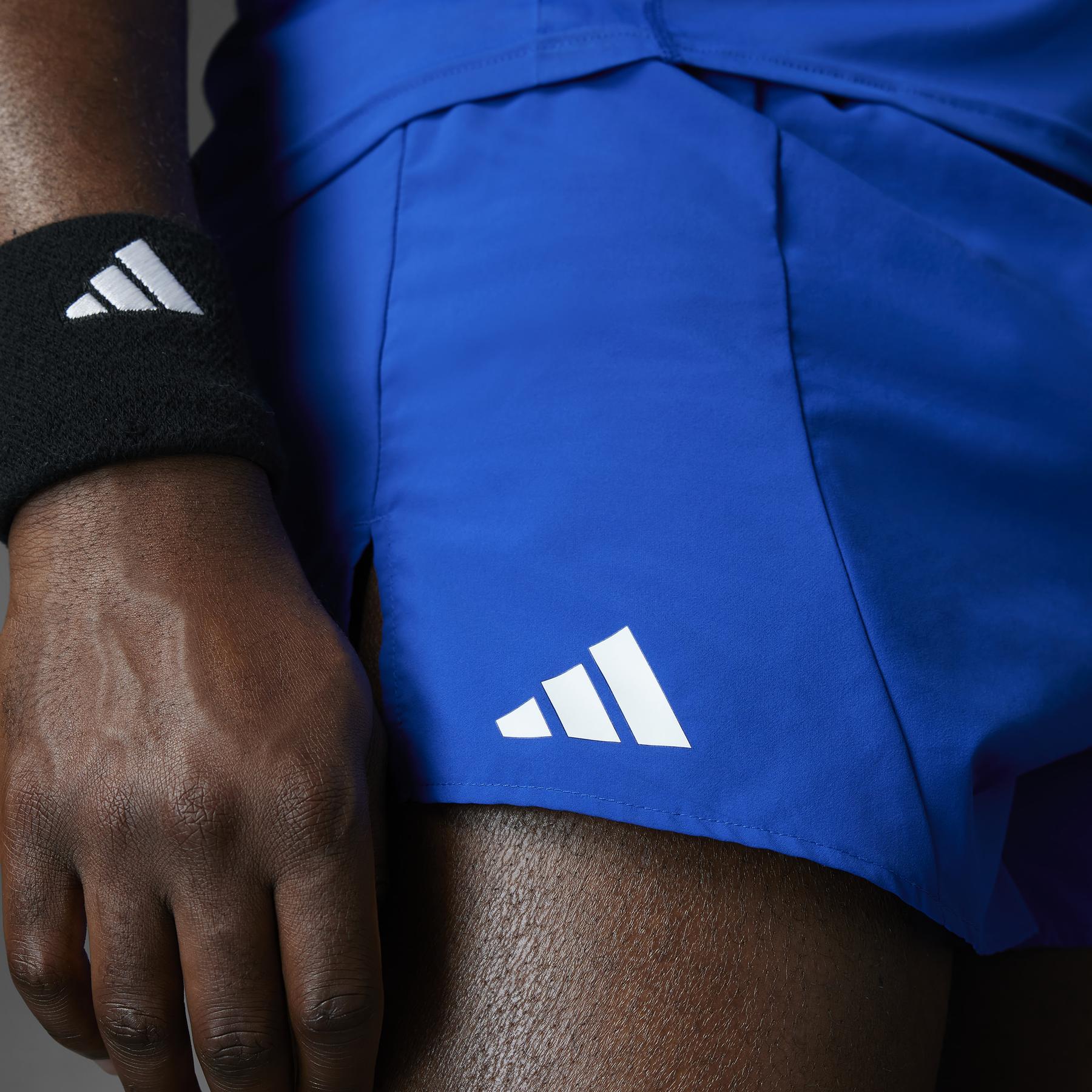 a/d/adidas_it1467_14_apparel_photography_heromrktng_view_5-nw112824.jpg