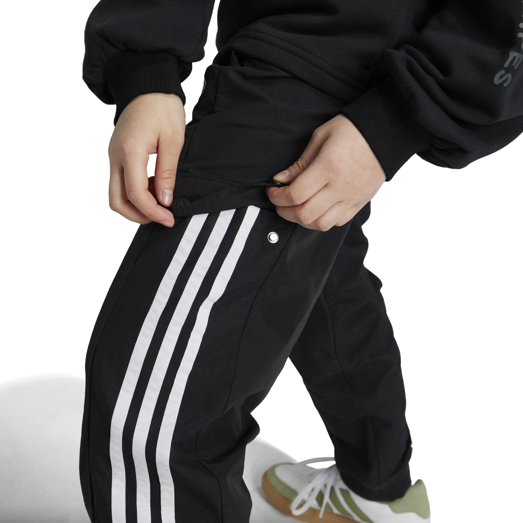 a/d/adidas_iv7046_6_apparel_on_model_detail_view_1_white.jpg