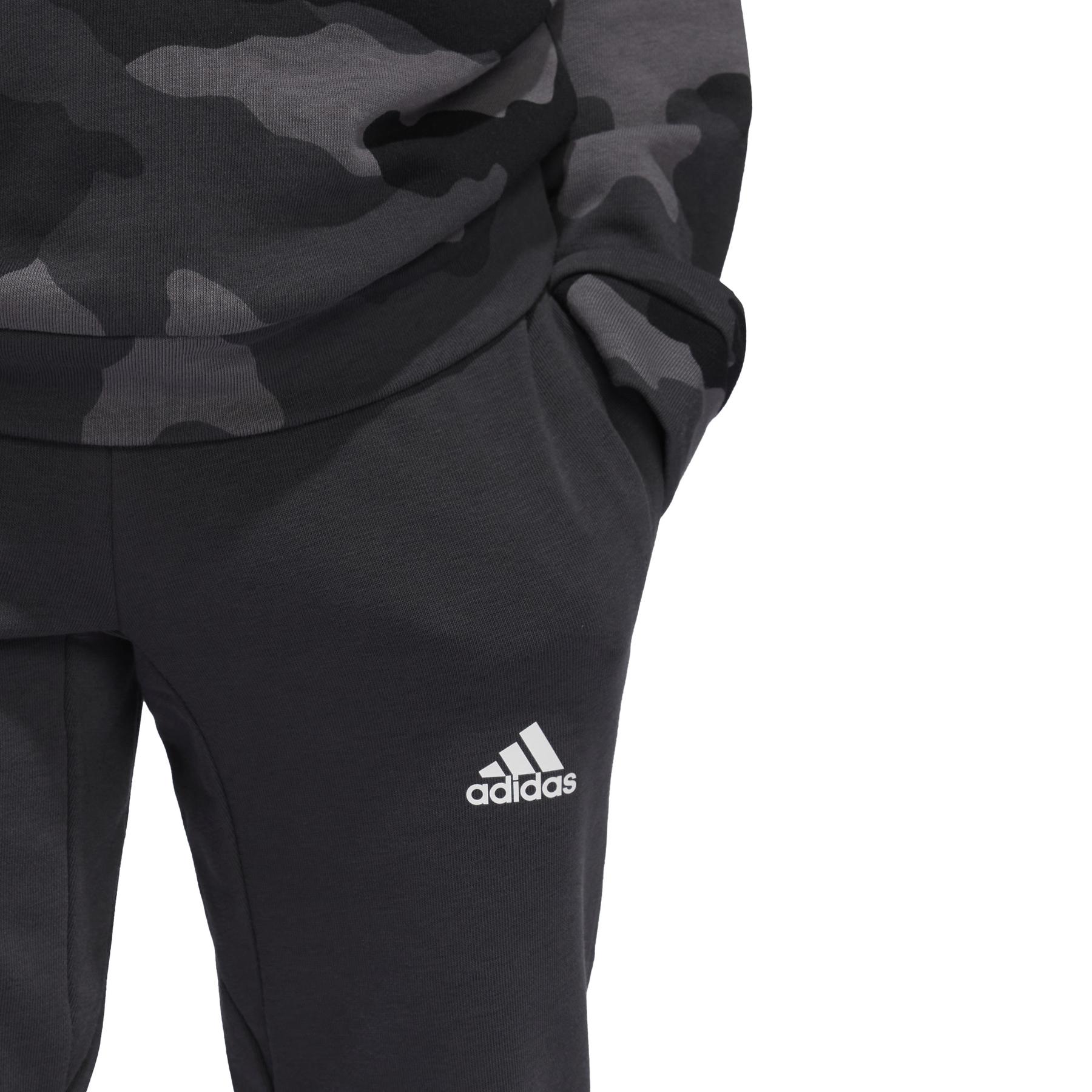 product/a/d/adidas_iv7438_6_apparel_on_model_detail_view_2_white.jpg