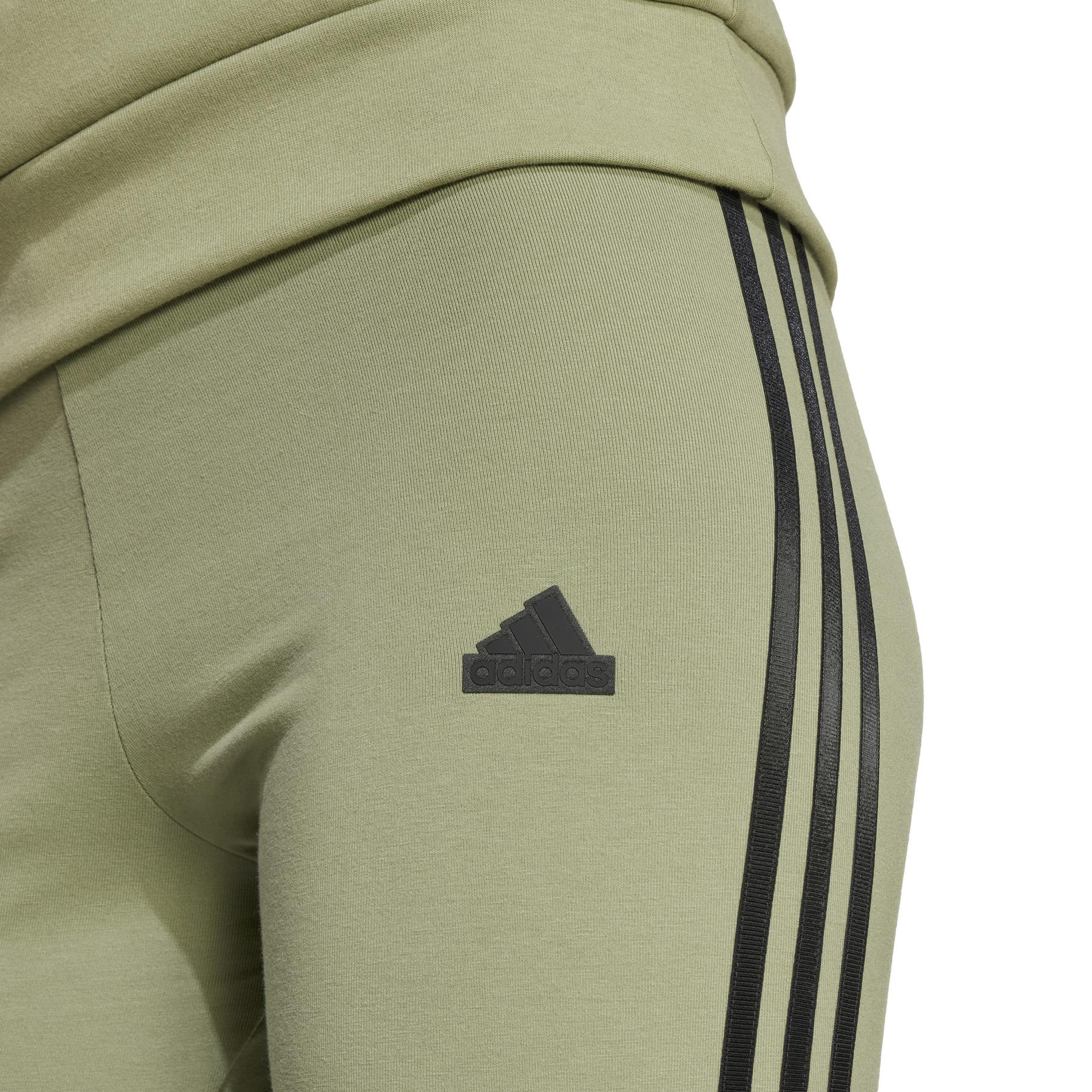 product/a/d/adidas_iw5291_7_apparel_on_model_detail_view_2_white.jpg