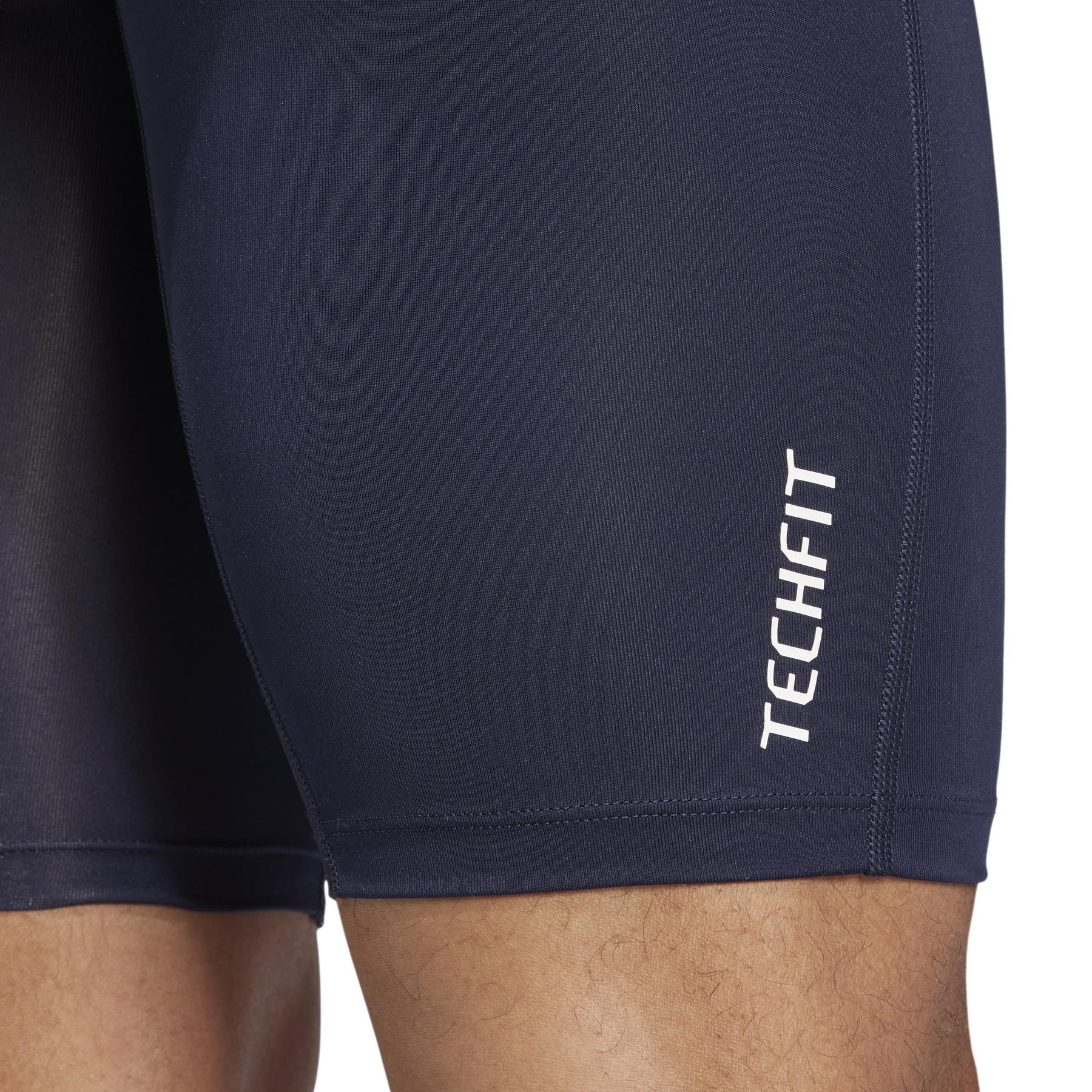 a/d/adidas_iw5840_6_apparel_on_model_detail_view_1_white.jpg
