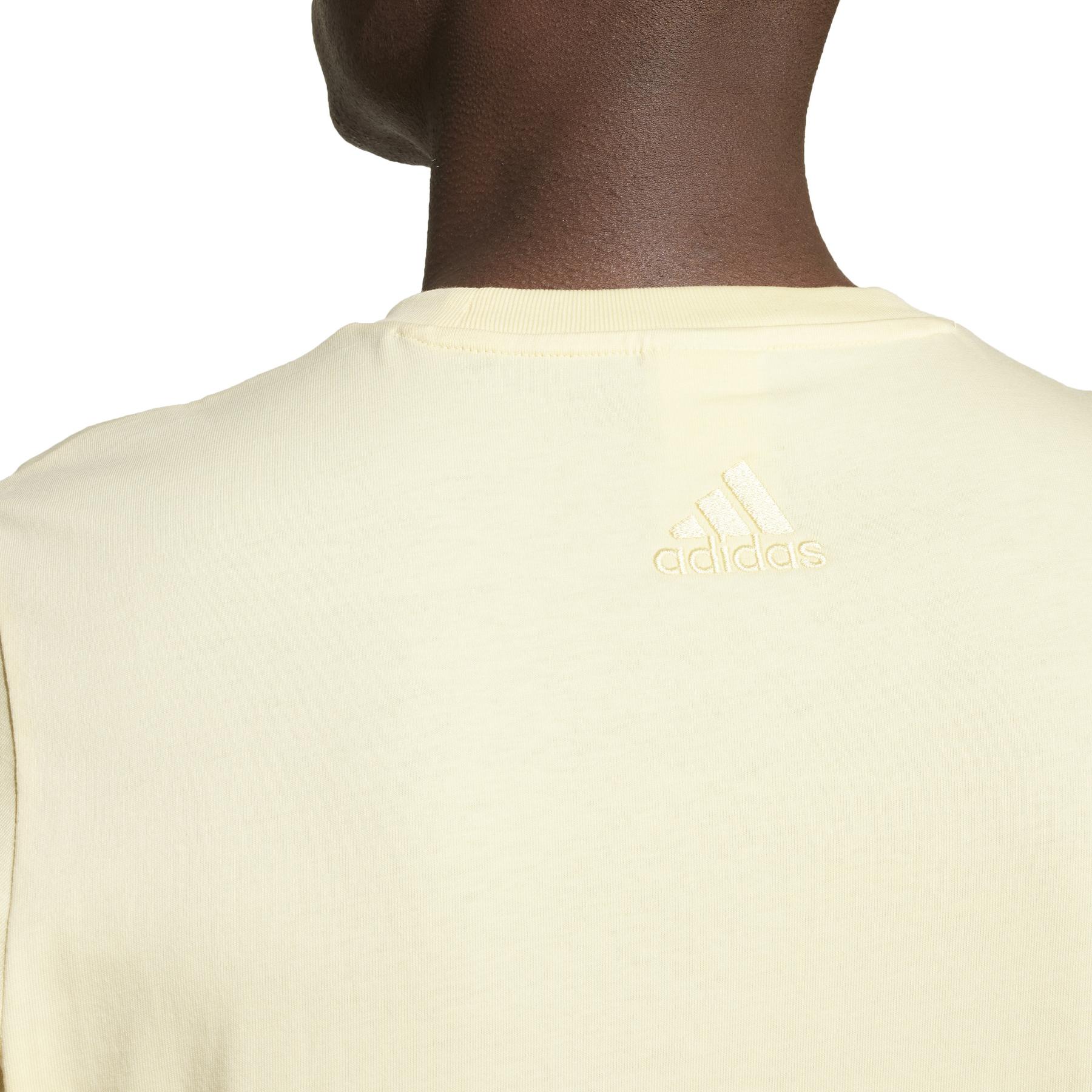 product/a/d/adidas_ix0135_8_apparel_on_model_detail_view_2_white.jpg