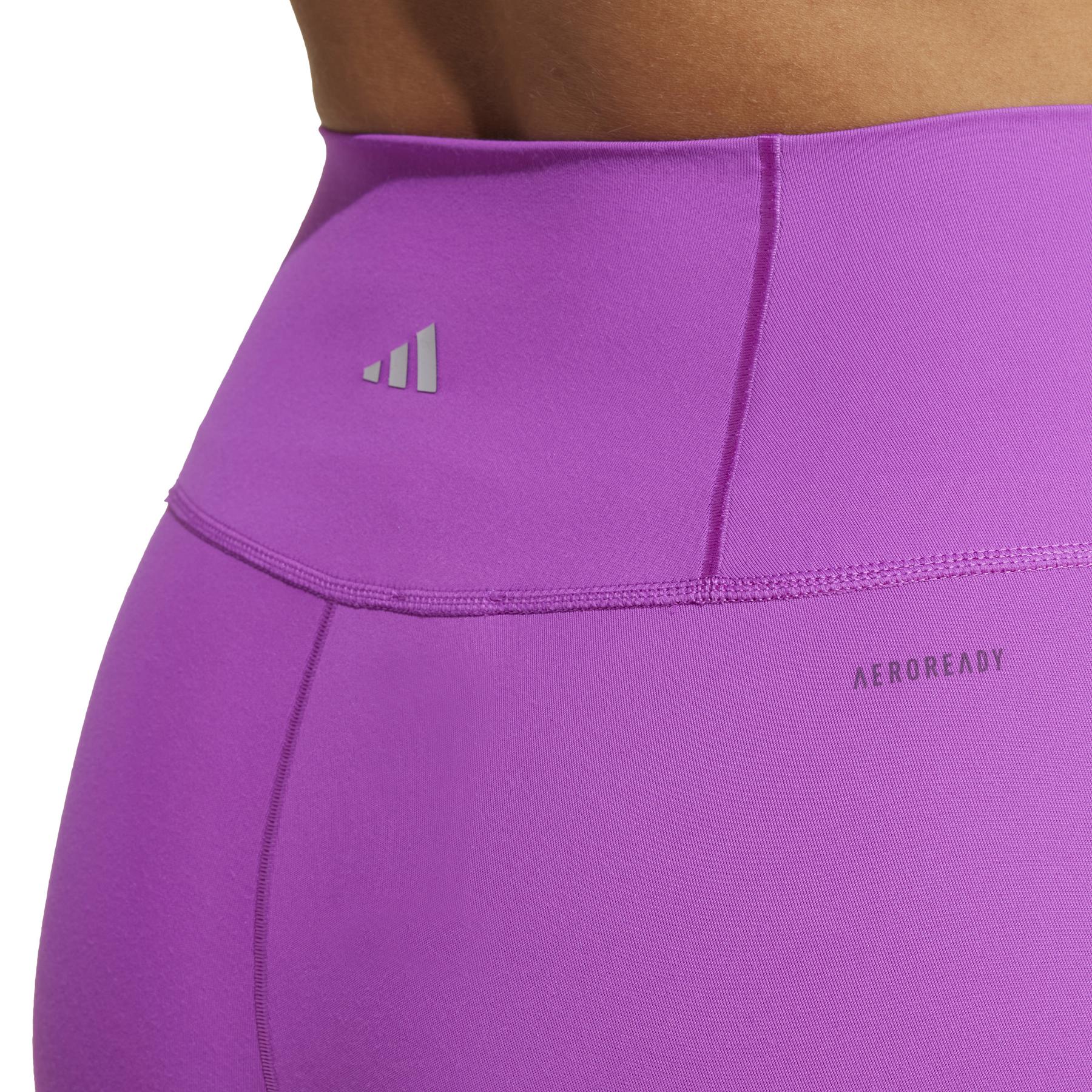 product/a/d/adidas_ix0187_6_apparel_on_model_detail_view_1_white.jpg