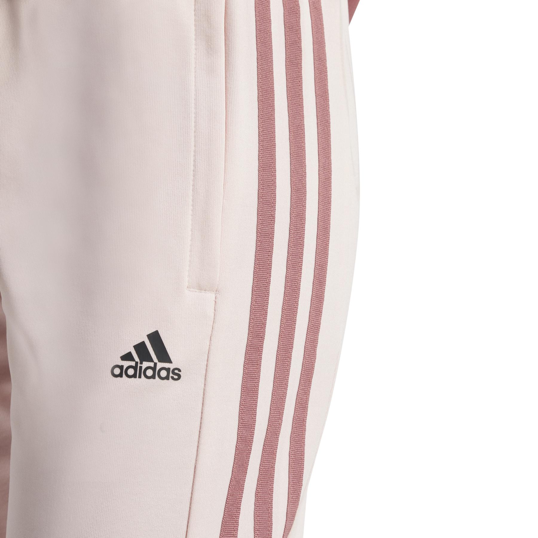 a/d/adidas_ix3508_7_apparel_on_model_detail_view_1_white.jpg